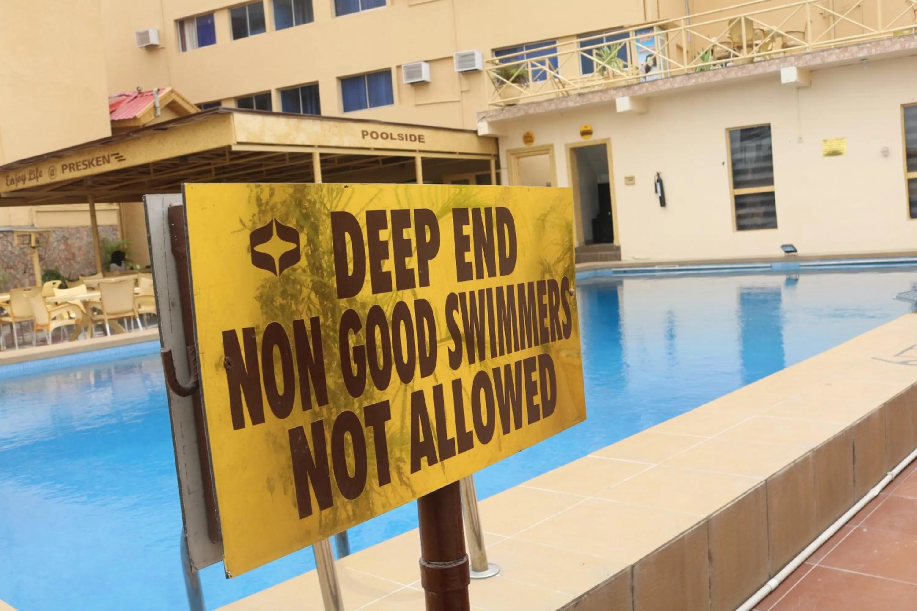 Presken Hotel (Awolowo way)