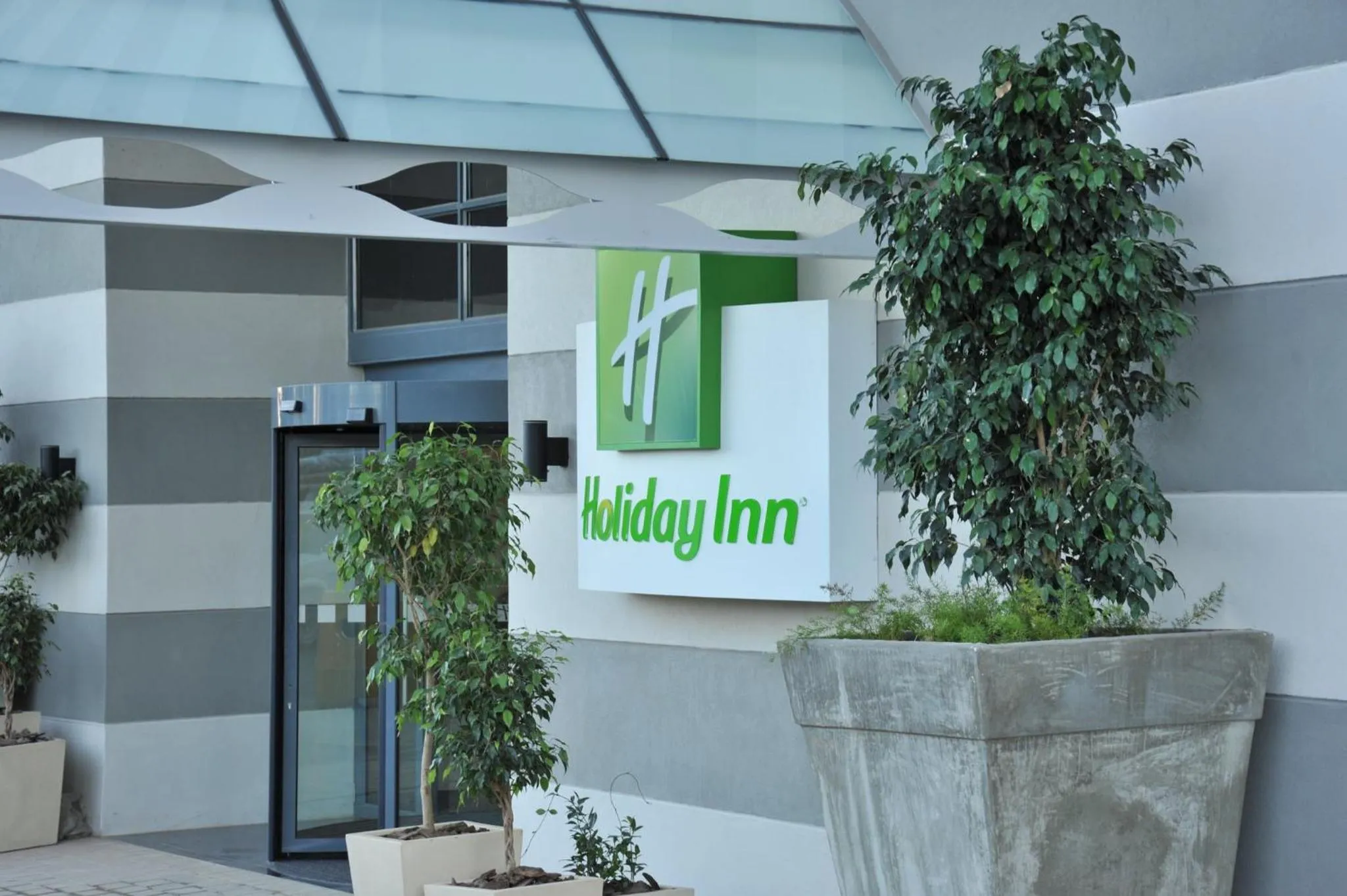 Property building in Holiday Inn Johannesburg-Rosebank by IHG