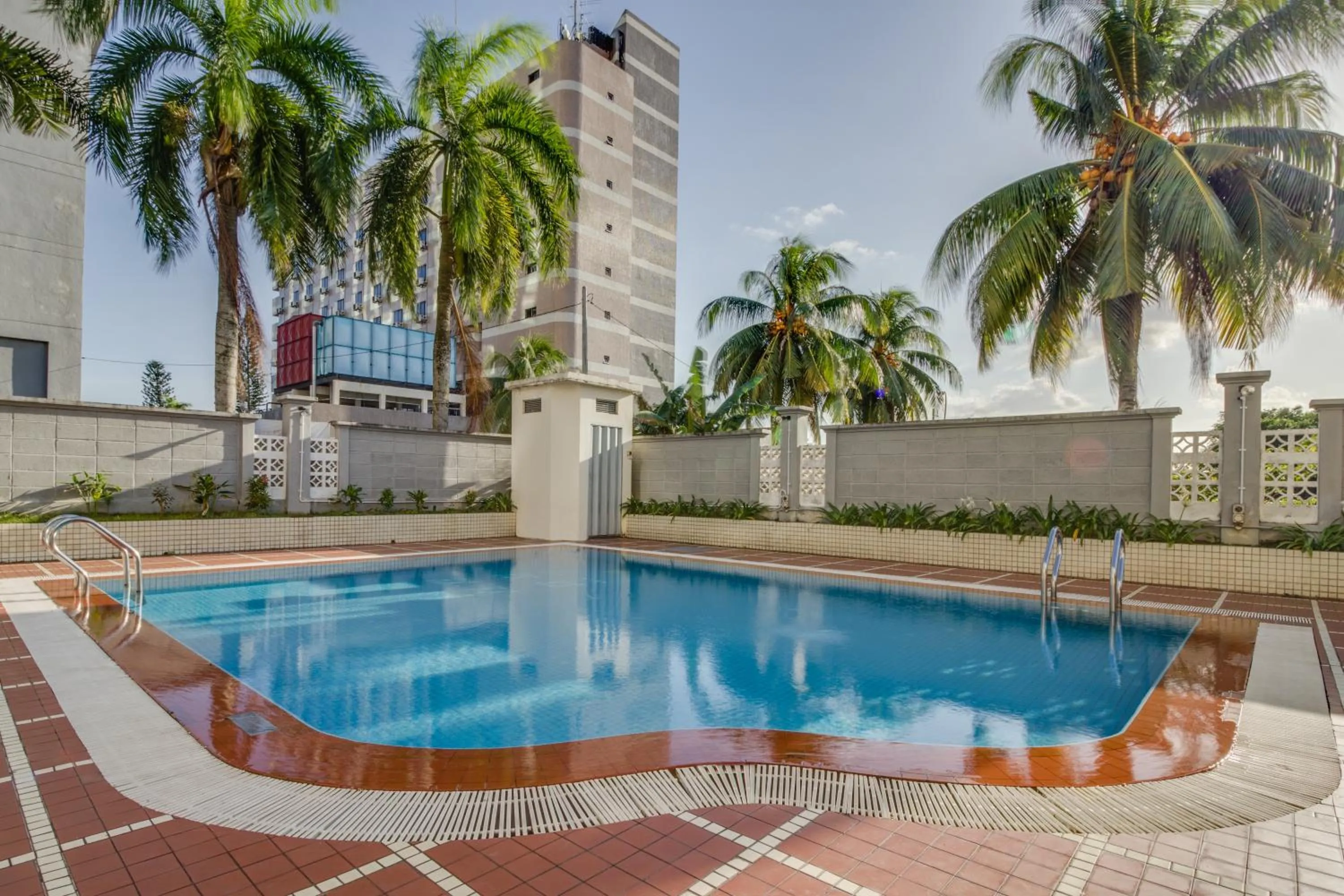 Swimming Pool in eRYA by SURIA Johor Bahru