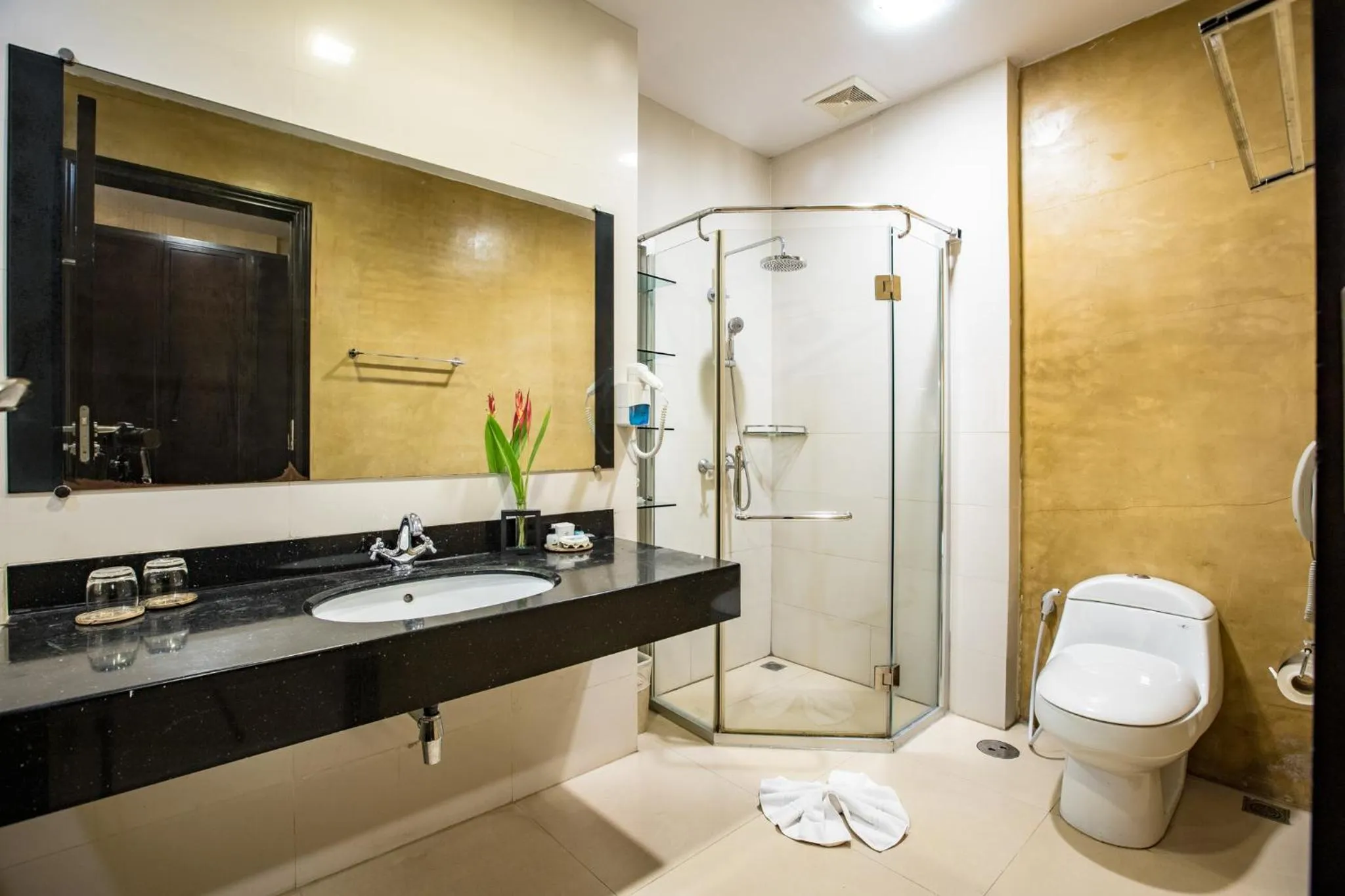 Bathroom in Leaves Valley Resort