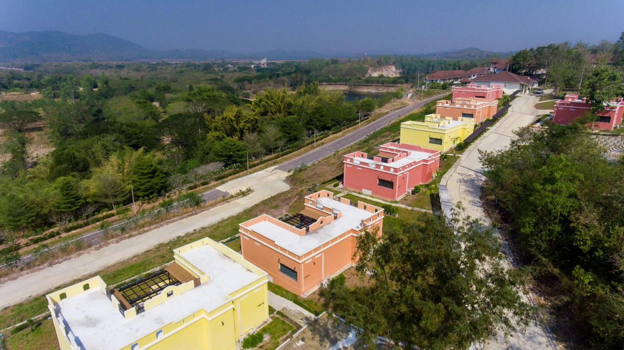 Property building in Leaves Valley Resort