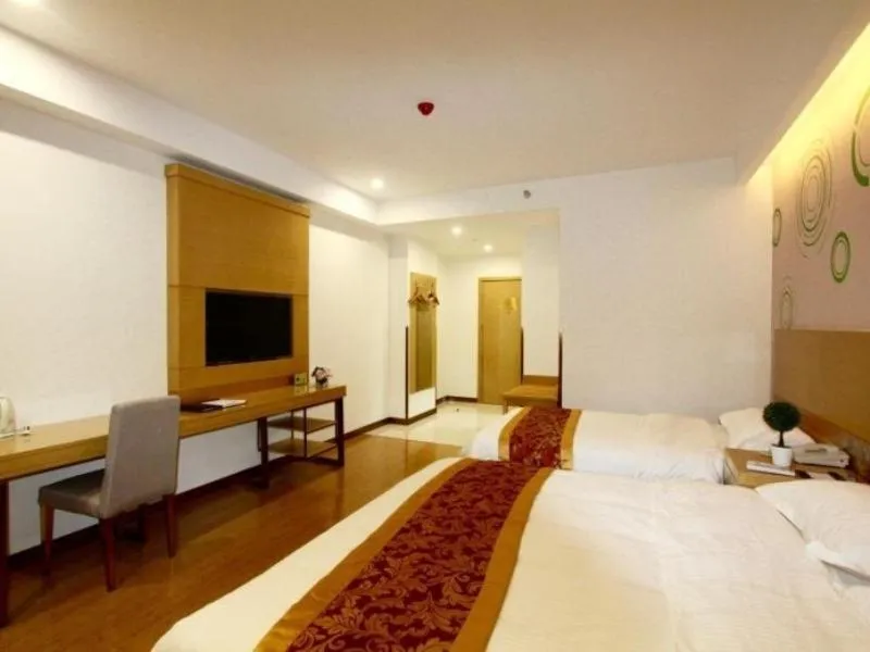 Bed in GreenTree Inn Zhejiang Jiaxing Xiuzhou District Wangjiangjin Town Business Hotel