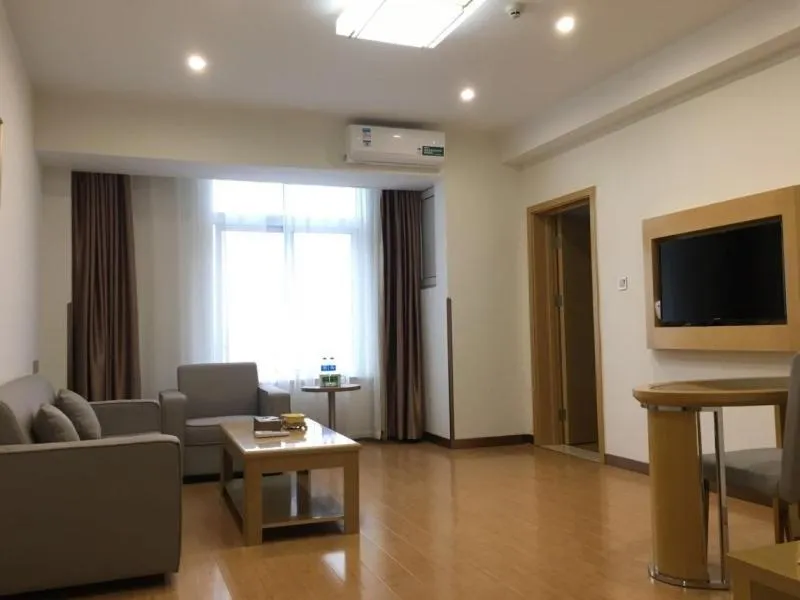 GreenTree Inn Zhejiang Jiaxing Xiuzhou District Wangjiangjin Town Business Hotel