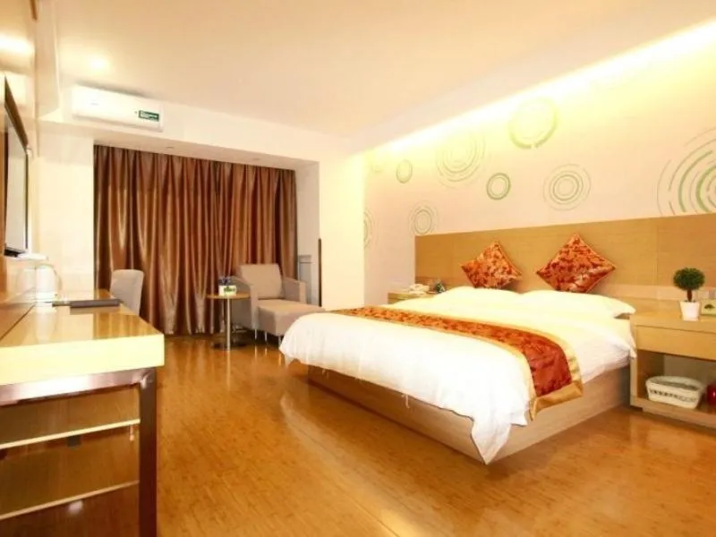 Bed in GreenTree Inn Zhejiang Jiaxing Xiuzhou District Wangjiangjin Town Business Hotel
