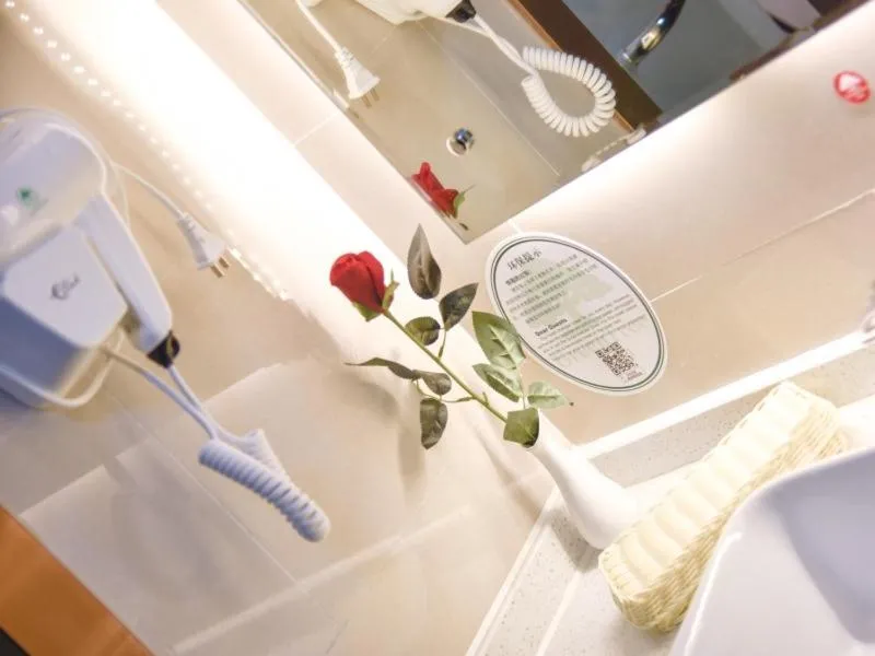 GreenTree Inn Henan Kaifeng Jinming District Jinming Square Little Song City Business Hotel