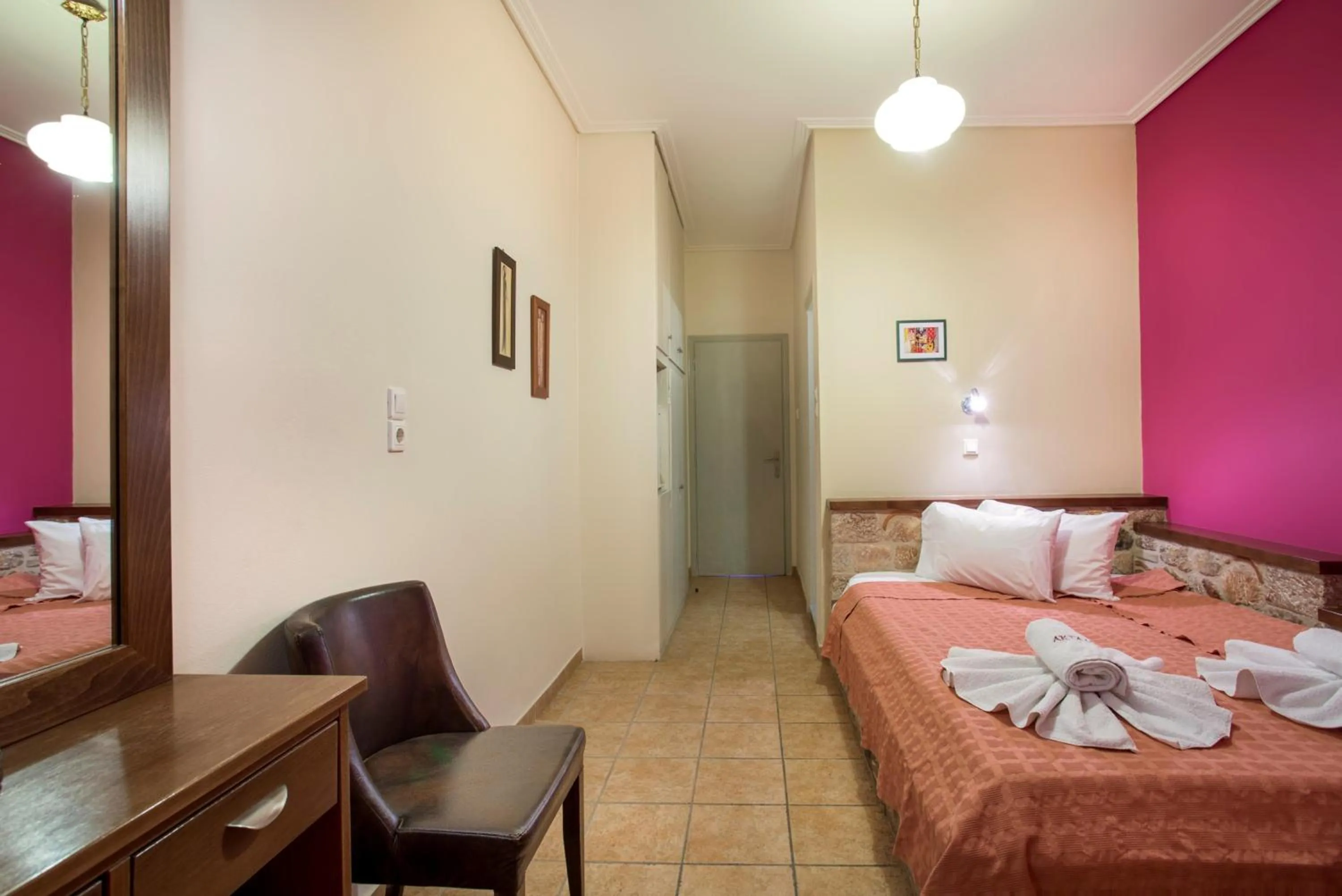 Photo of the whole room, Bed in Aktaion Hotel