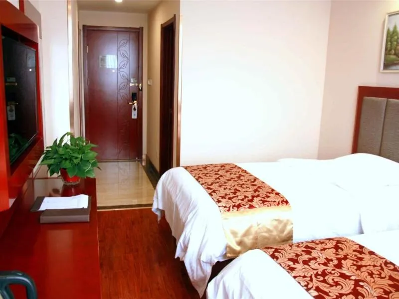 Bed in GreenTree Inn Beijing Nansihuan Xinfadi Business Hotel