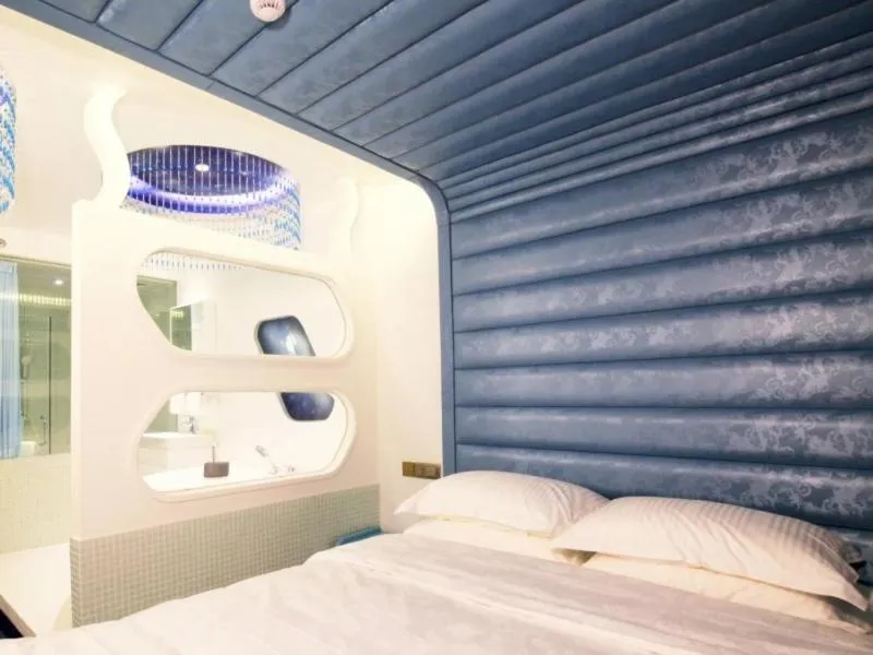 Bed in GreenTree Inn Beijing Nansihuan Xinfadi Business Hotel