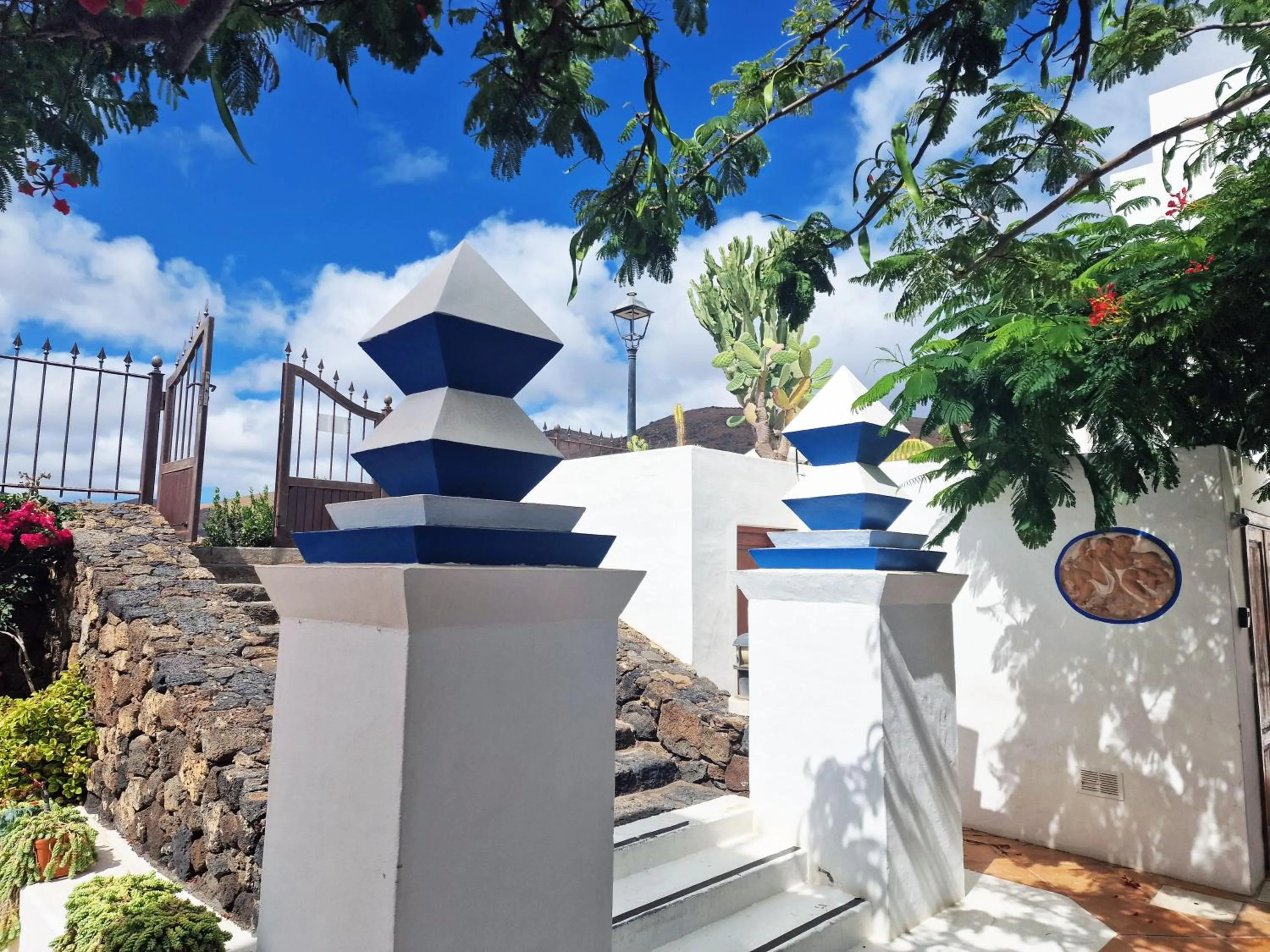 Facade/entrance in La Casona de Yaiza I Hotel Emblematico