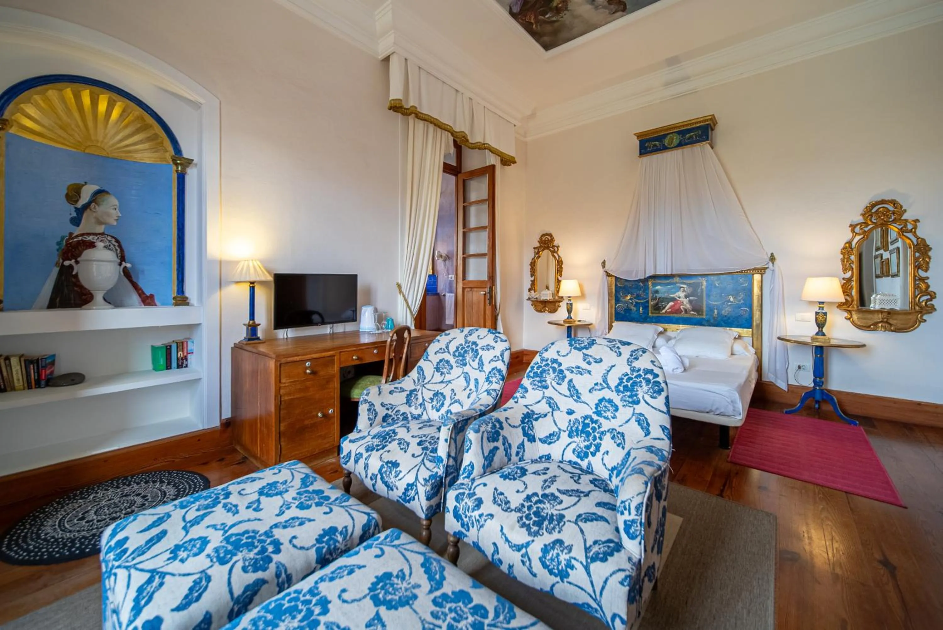 Photo of the whole room, Bed in La Casona de Yaiza I Hotel Emblematico