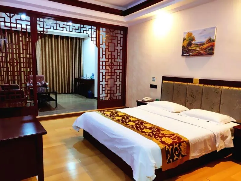 Bed in GreenTree Alliance Gansu Wuwei Commercial Pedestrian Street Hotel
