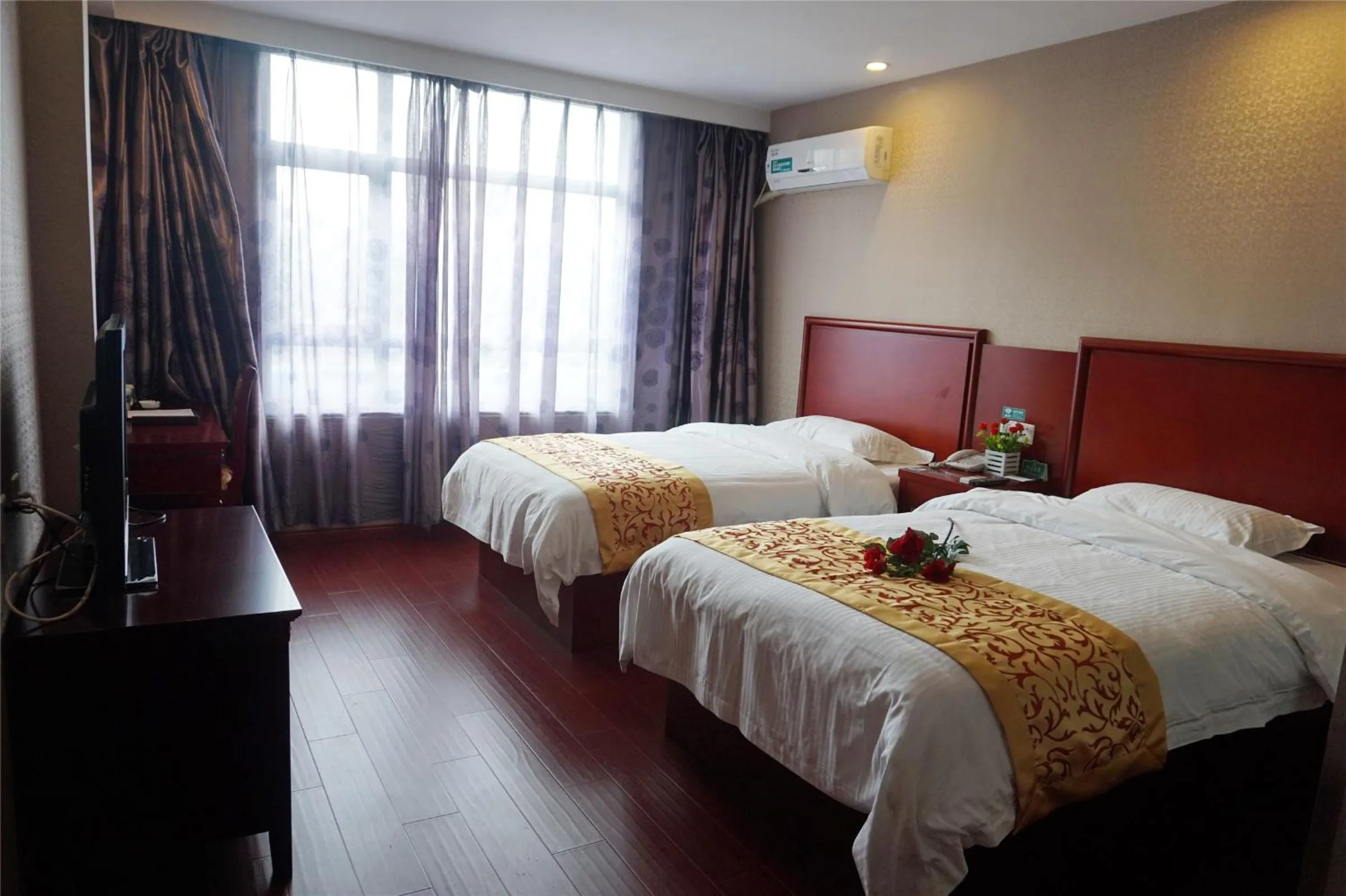Bed in GreenTree Inn Huangshan Xiuning County Qiyun Mountain Business Hotel
