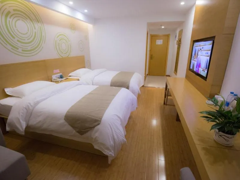 Bed in GreenTree Inn Hefei Feixi County South Jinzhai Road Jinyun International Business Hotel