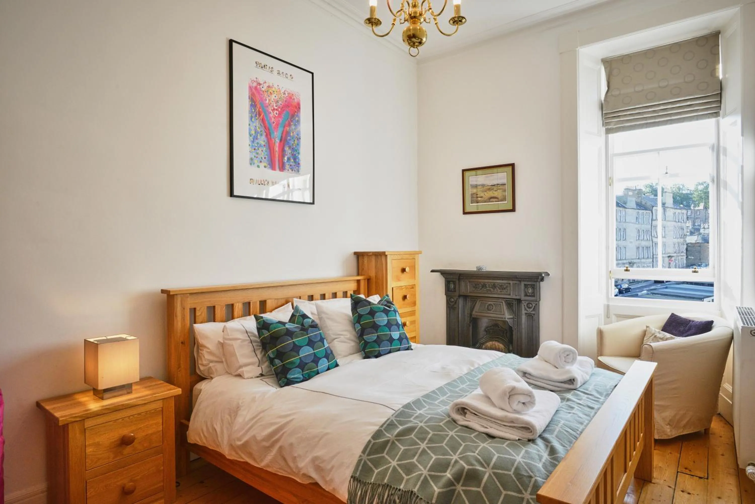 Bed in Comely Bank Apartment