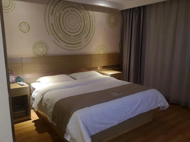 Bed in GreenTree Inn Xi'an Railway Station Airport Bus Wulukou Subway Station Business Hotel