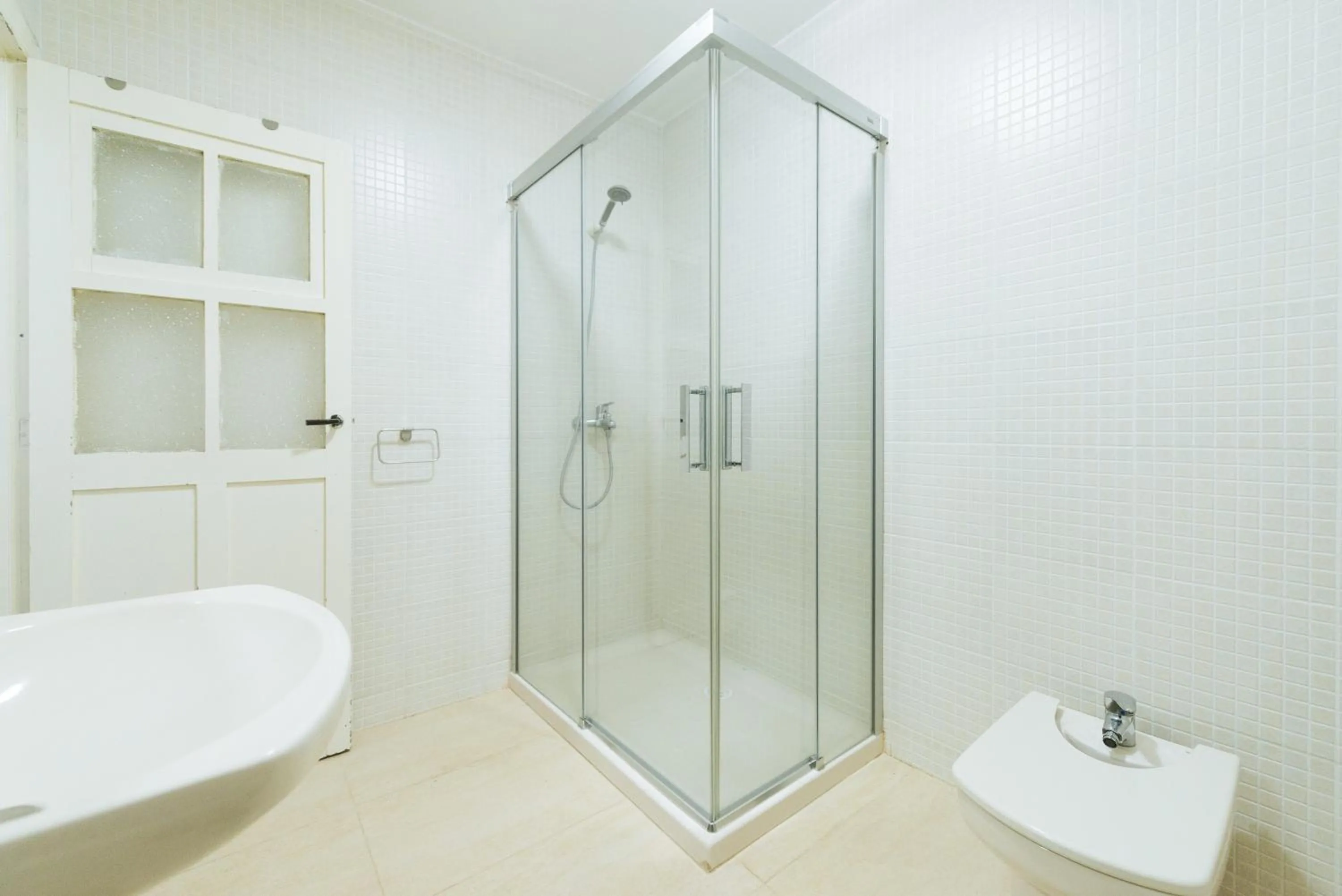 Shower in Casa Rural La Higuera Mayor