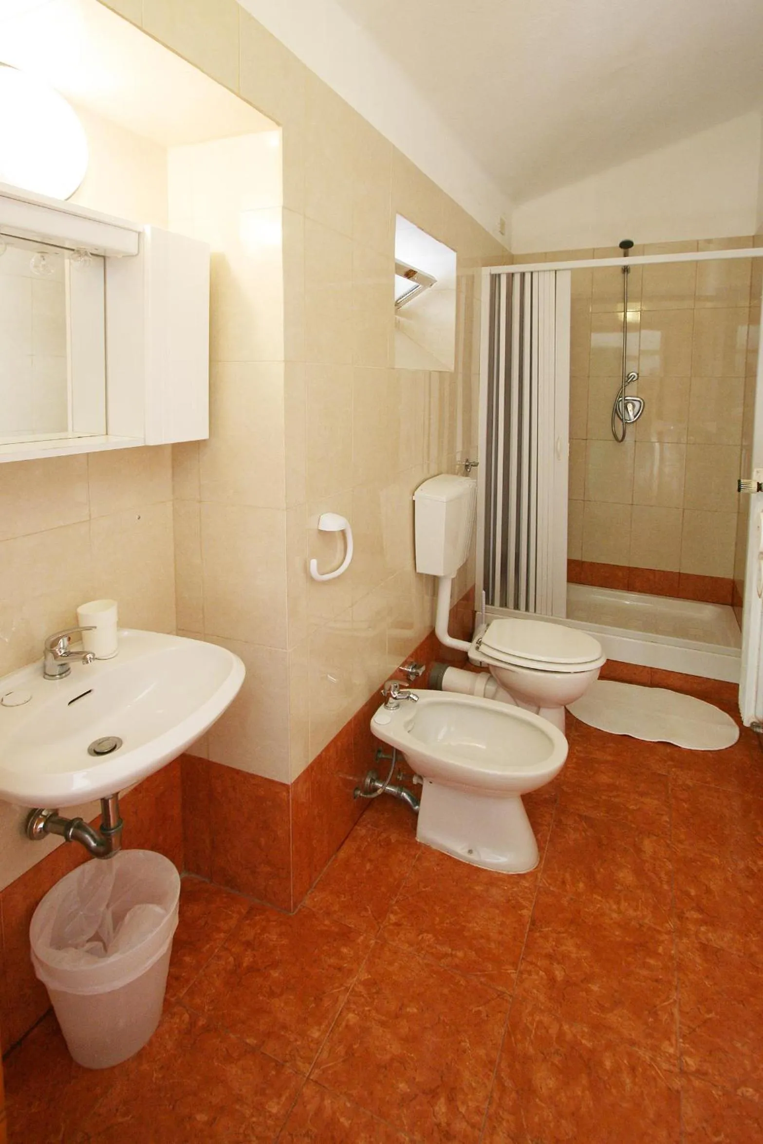 Bathroom in Santuario NS Soviore Cinque Terre