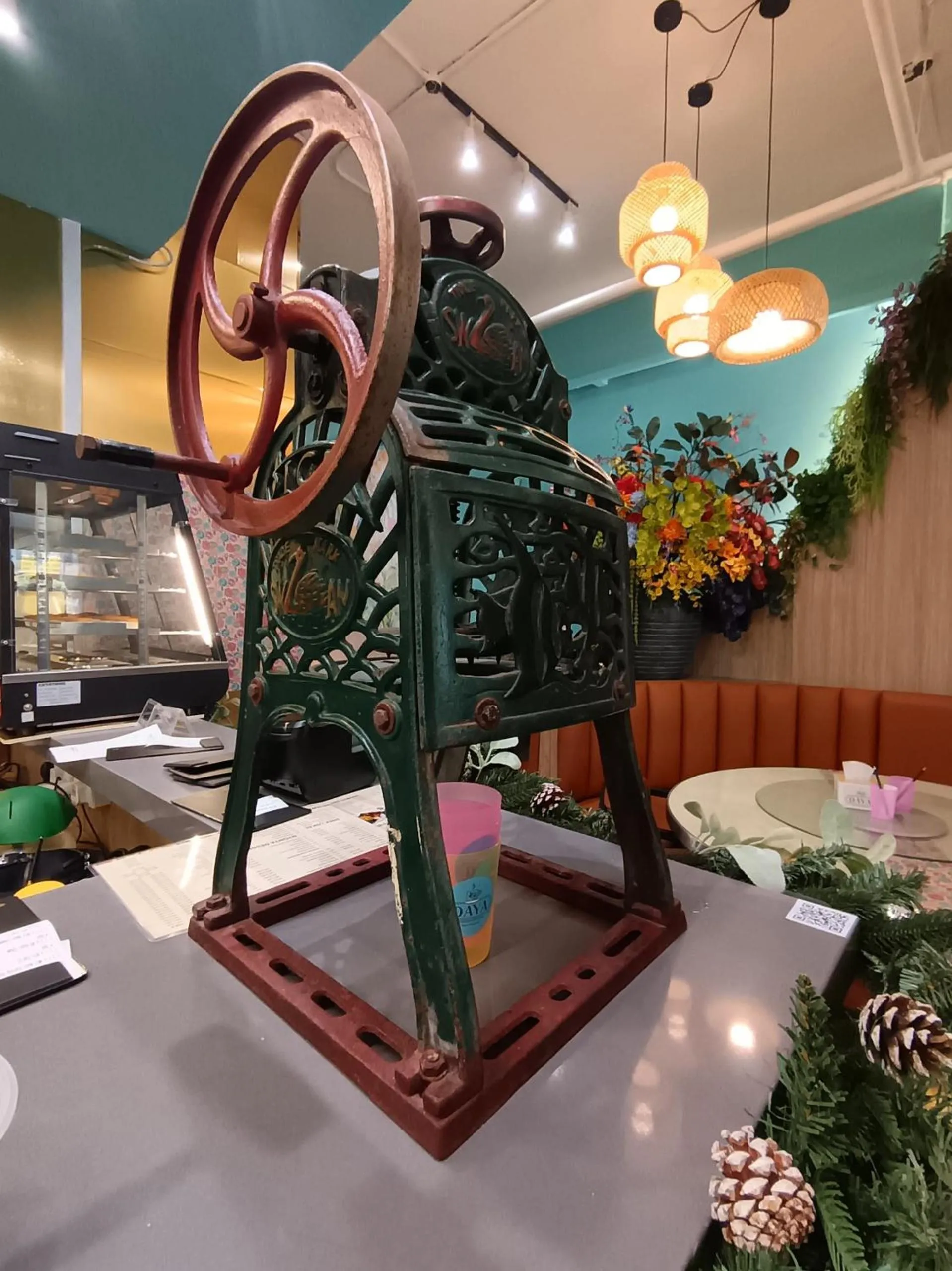 Restaurant/places to eat in Kinabalu Daya Hotel