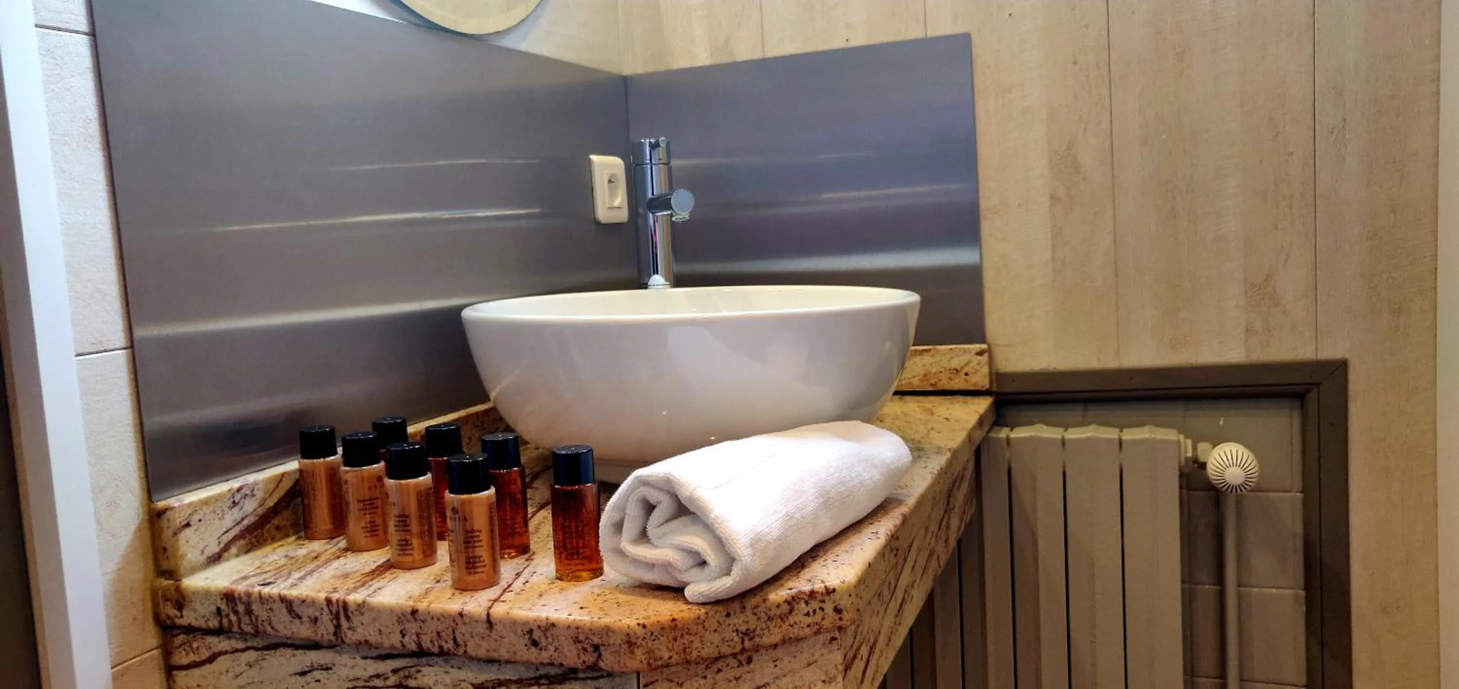 Bathroom in Hotel Beau Rivage