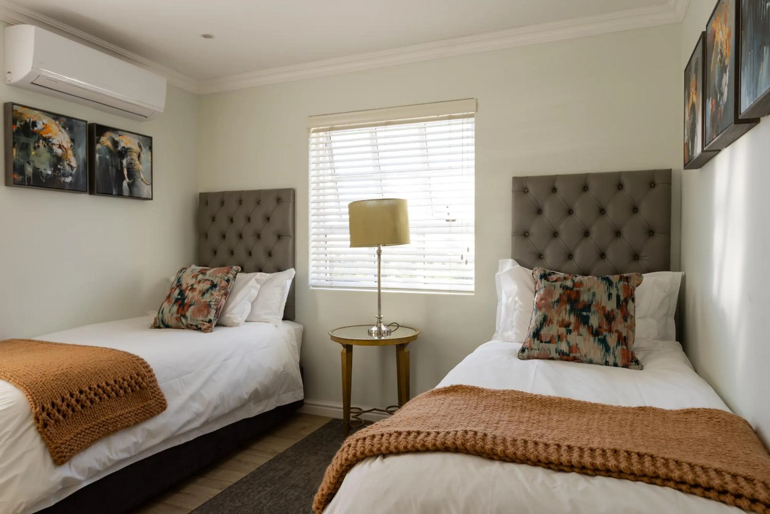 Bedroom, Bed in Kunjani Villas & Wines