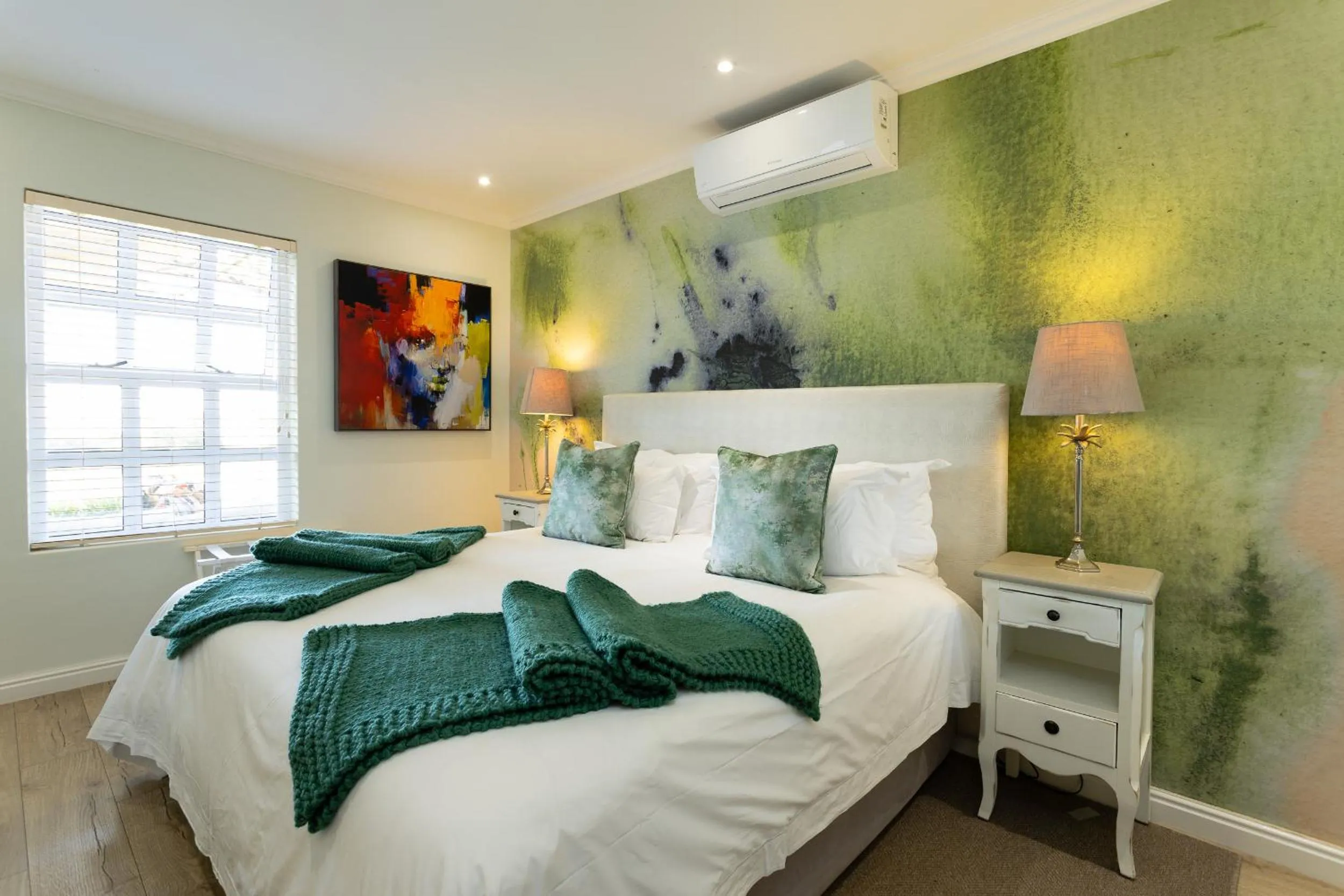 Bedroom, Bed in Kunjani Villas & Wines