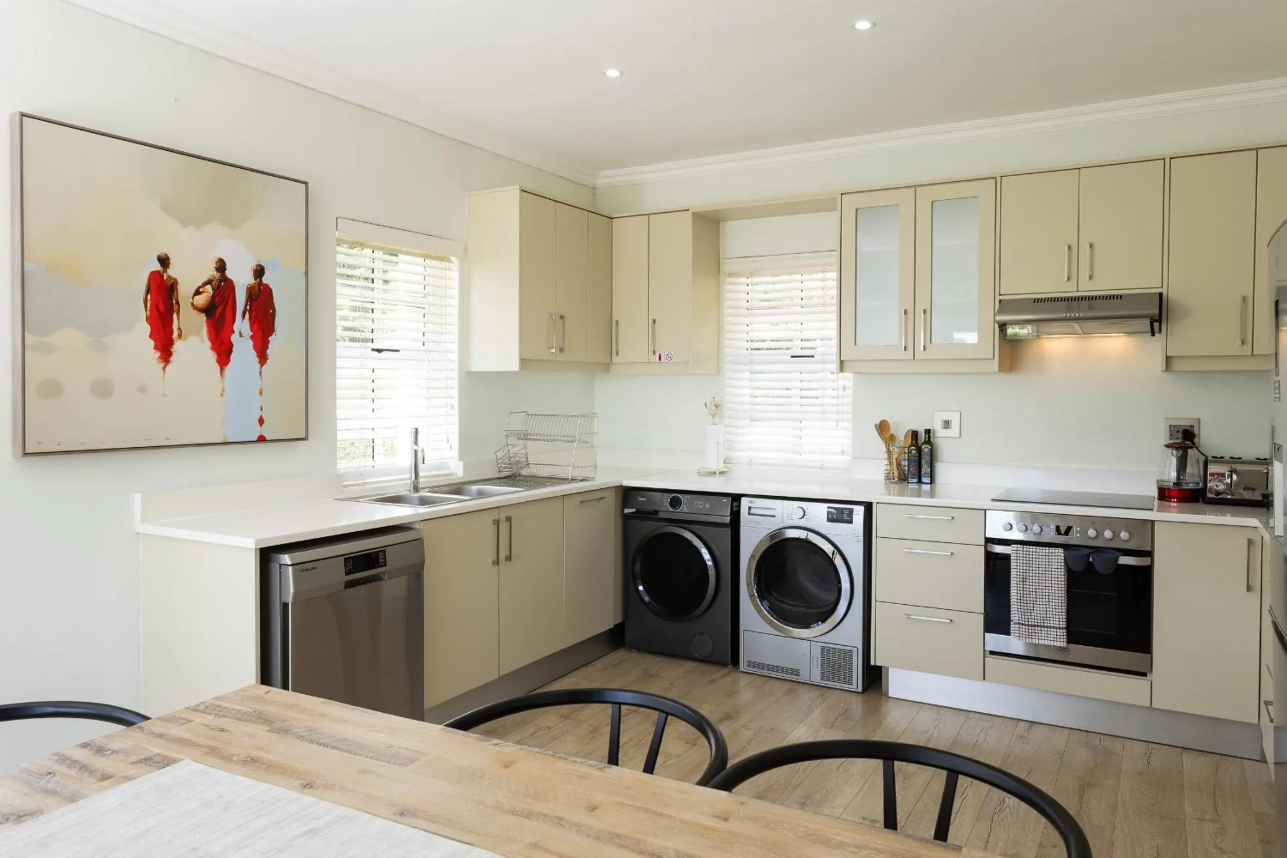 Kitchen or kitchenette in Kunjani Villas & Wines