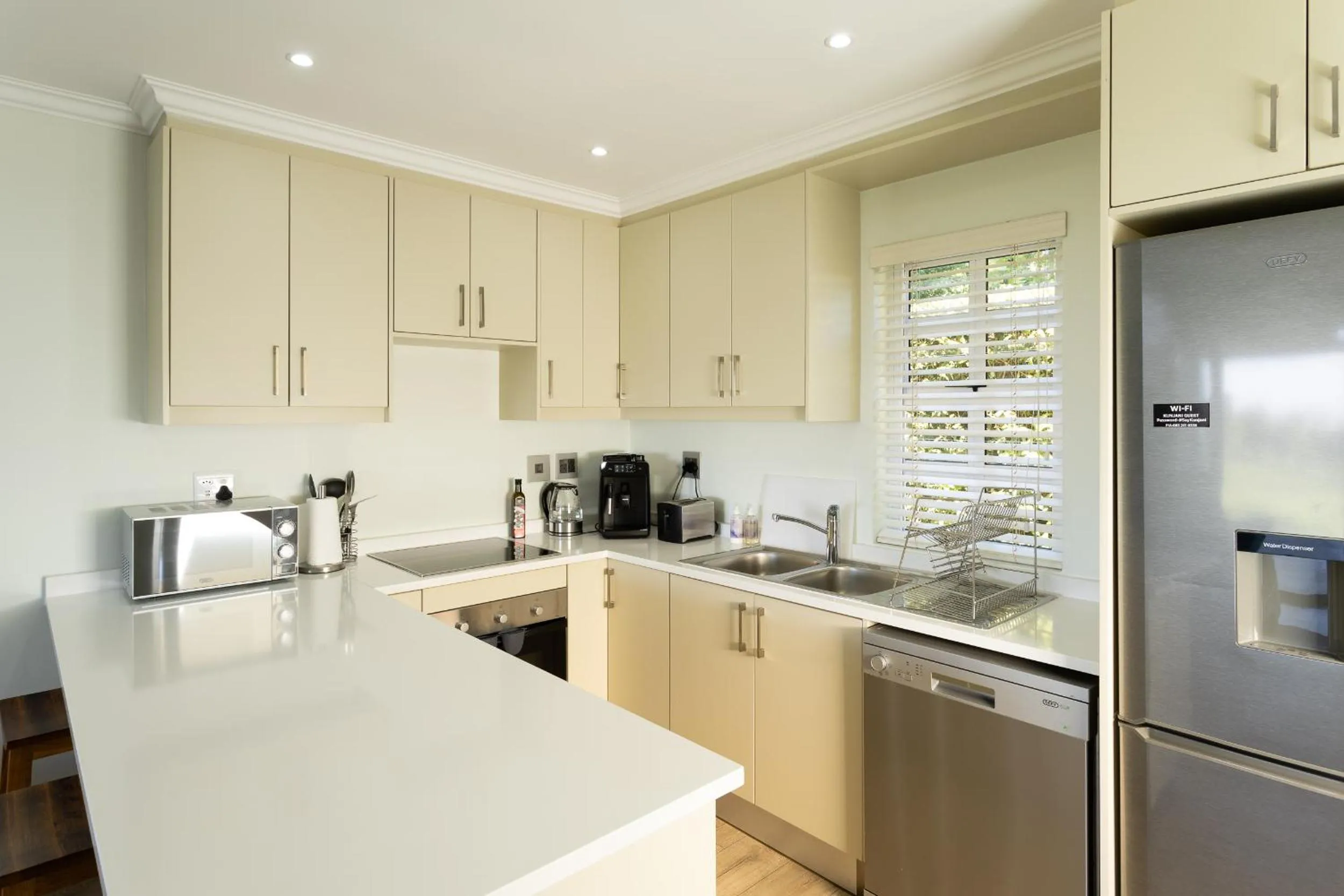 Kitchen or kitchenette in Kunjani Villas & Wines