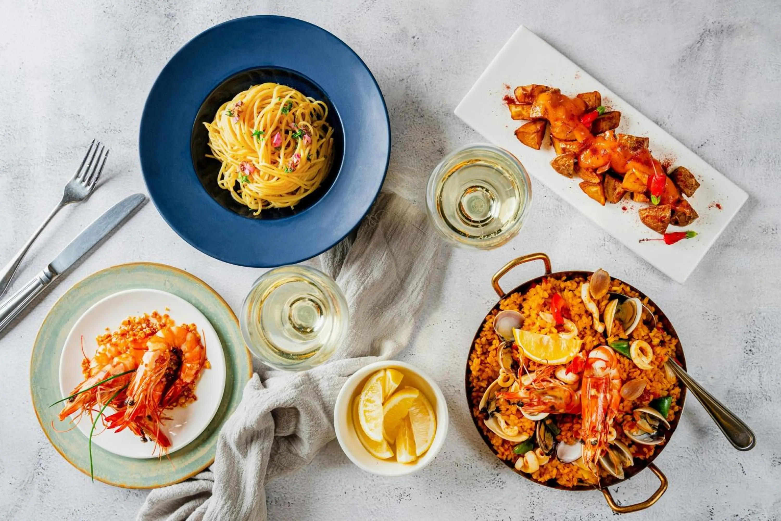 Restaurant/places to eat in AC Hotel by Marriott Kuala Lumpur