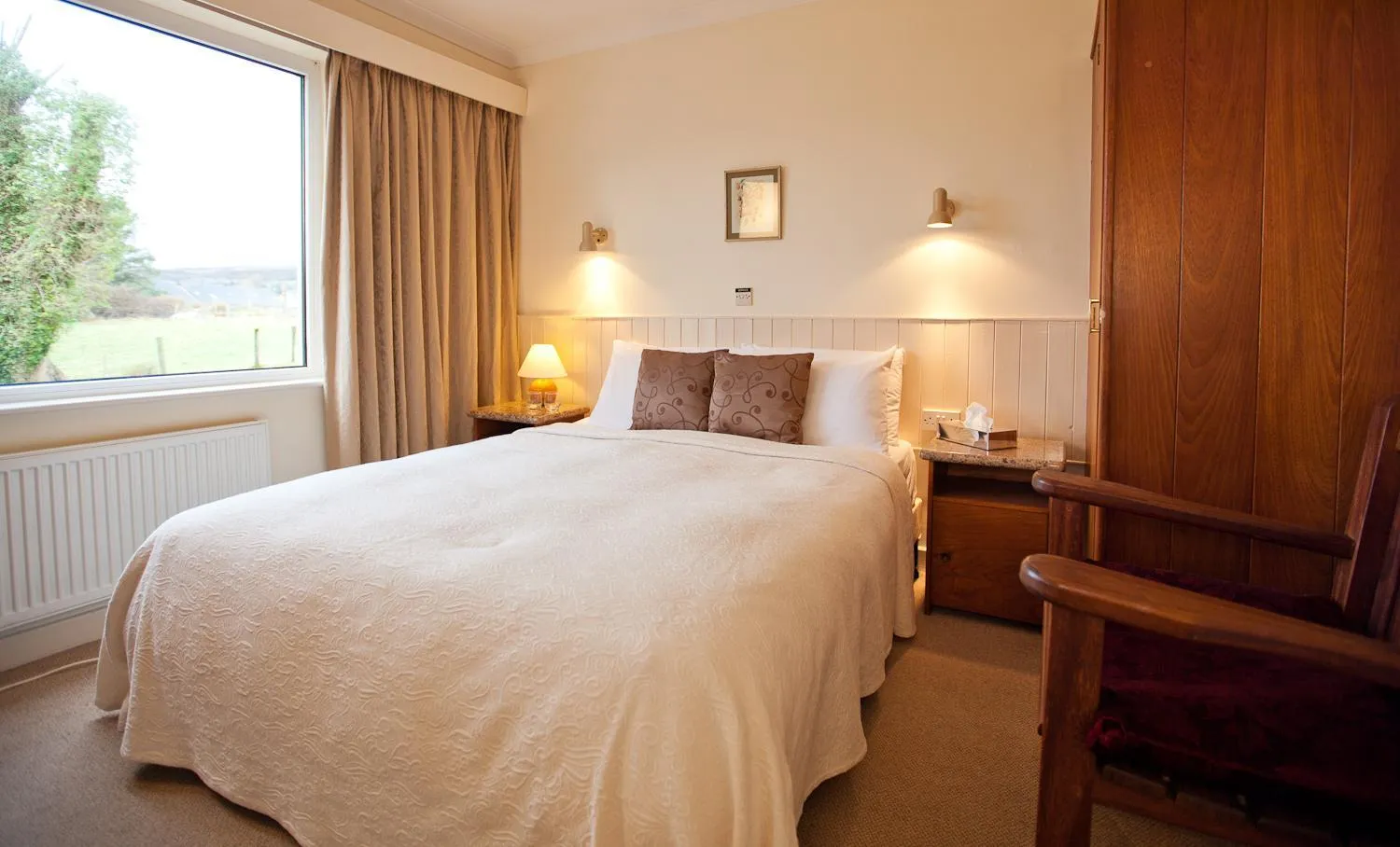 Bedroom, Bed in Kenmare House