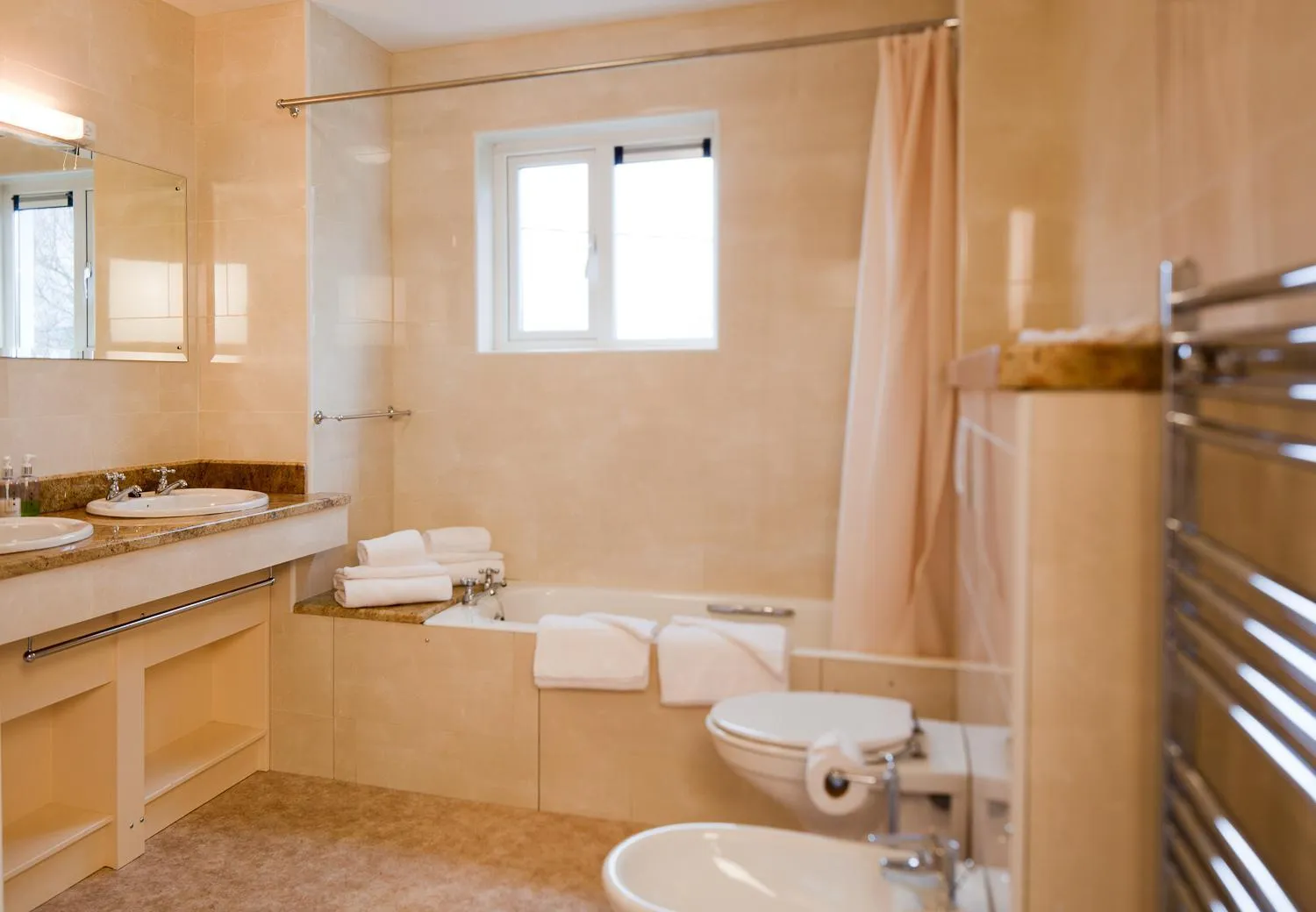 Bathroom in Kenmare House