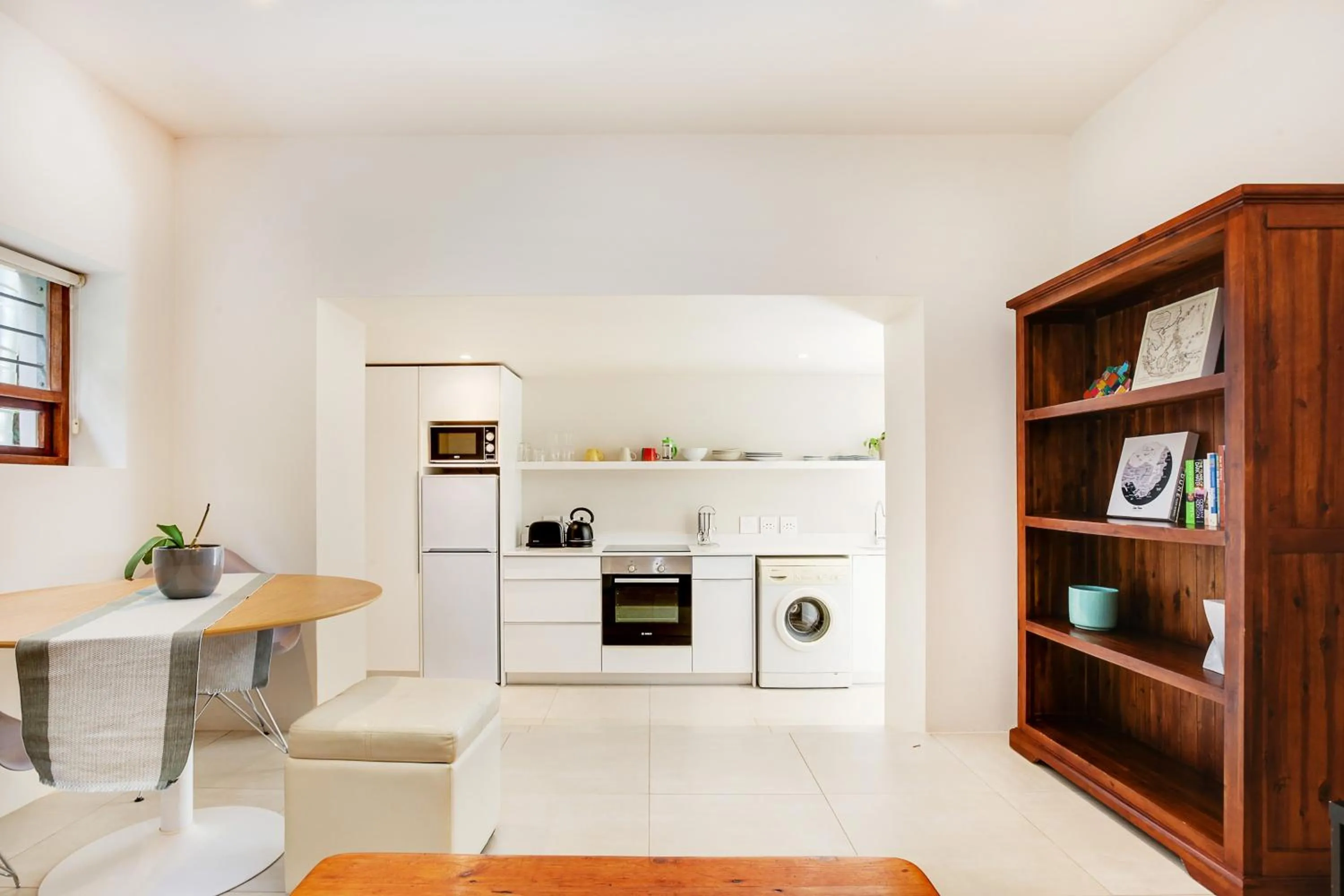 TV and multimedia in Cheviot Place Garden Apartment with Private Entrance