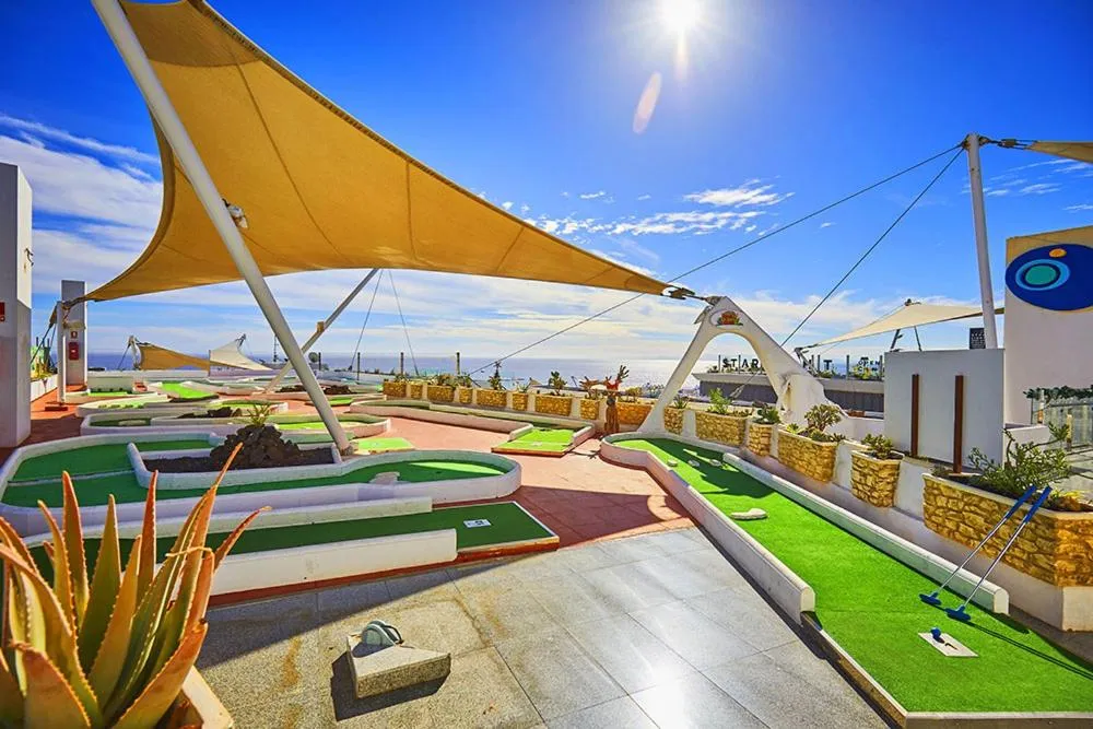 Nearby landmark in Apartamentos Maribel