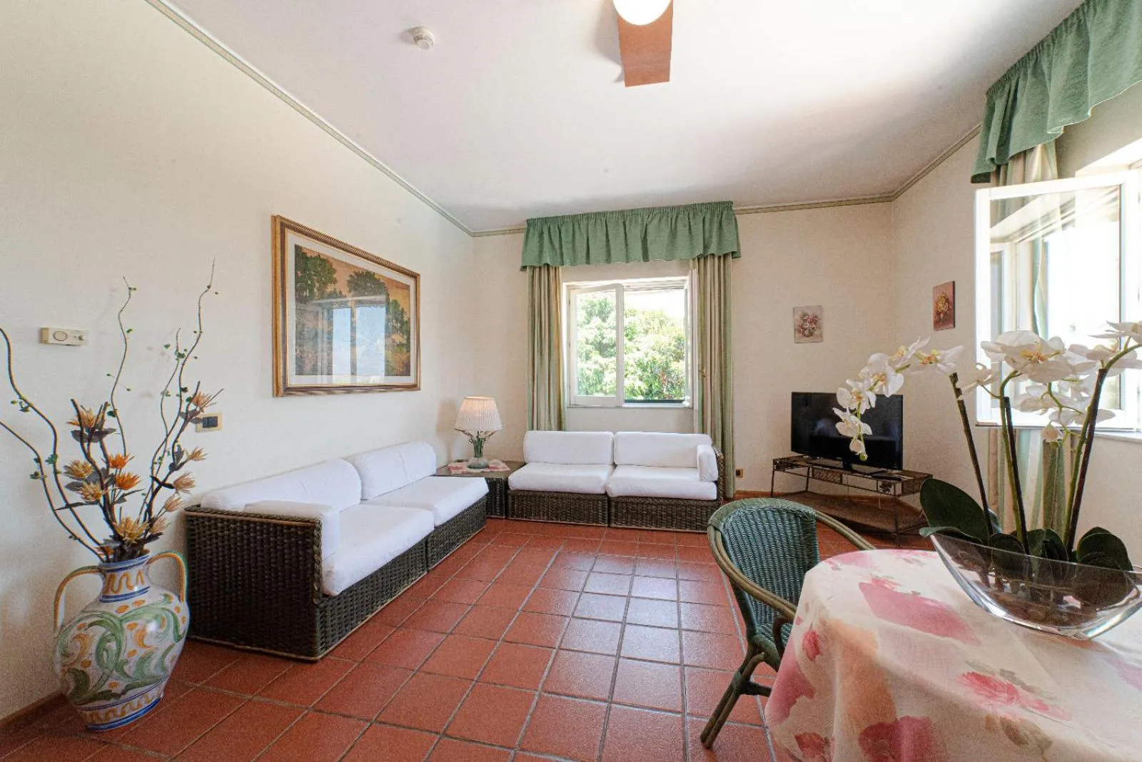 Seating area, Bed in Orizzonte Acireale Hotel