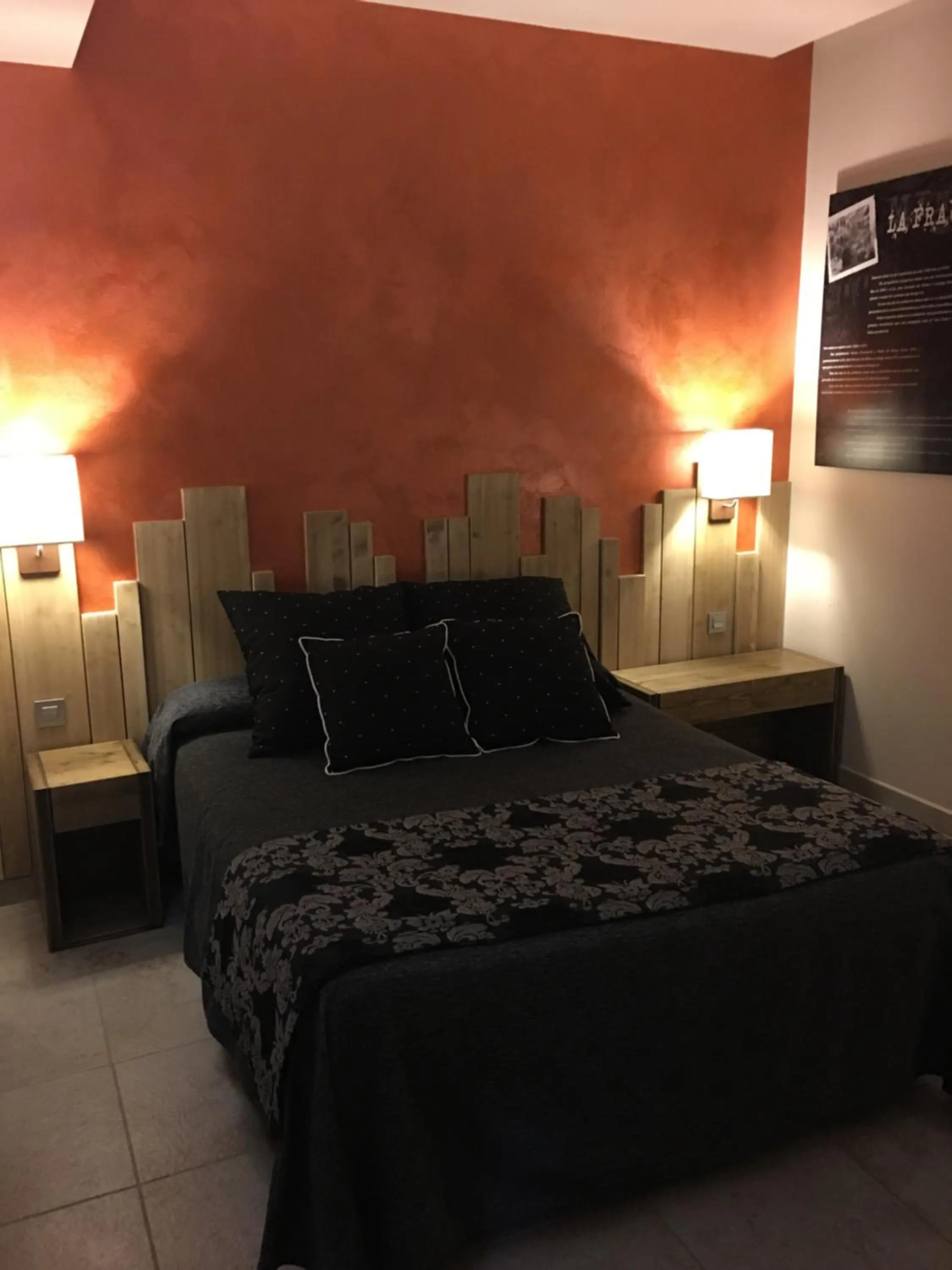 Decorative detail, Bed in Santa Bárbara