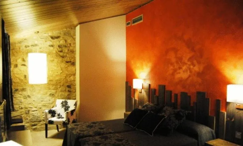 Photo of the whole room in Santa Bárbara