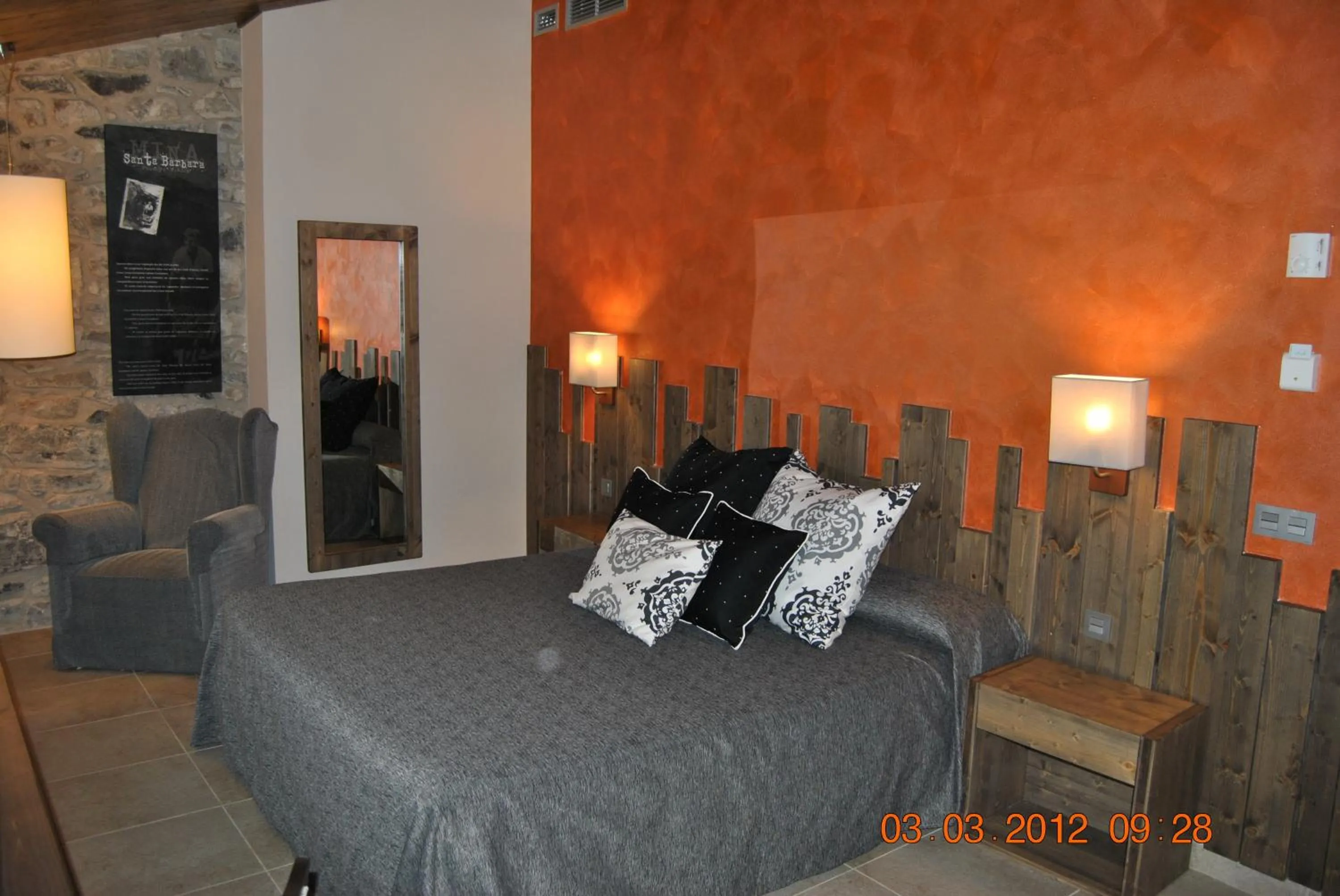 Photo of the whole room, Bed in Santa Bárbara
