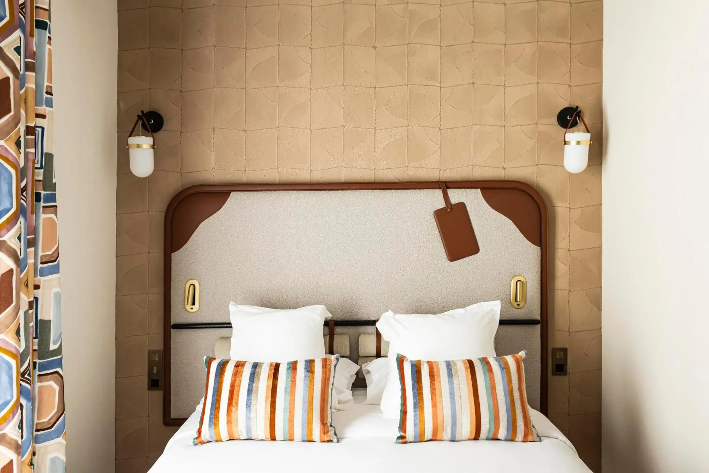 Bed in Hôtel Hiro Paris Bed in Hôtel Hiro Paris