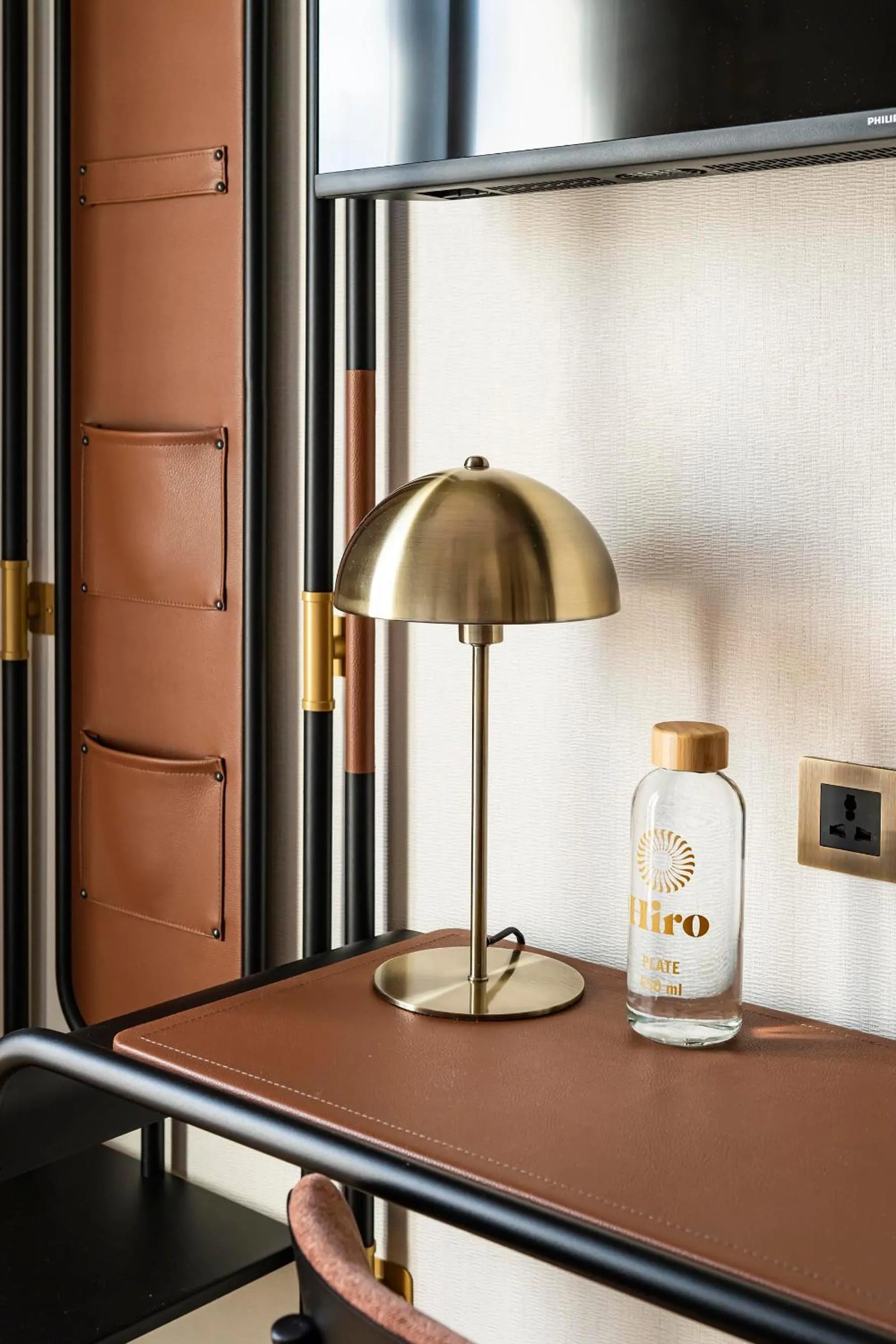 Bedroom in Hôtel Hiro Paris