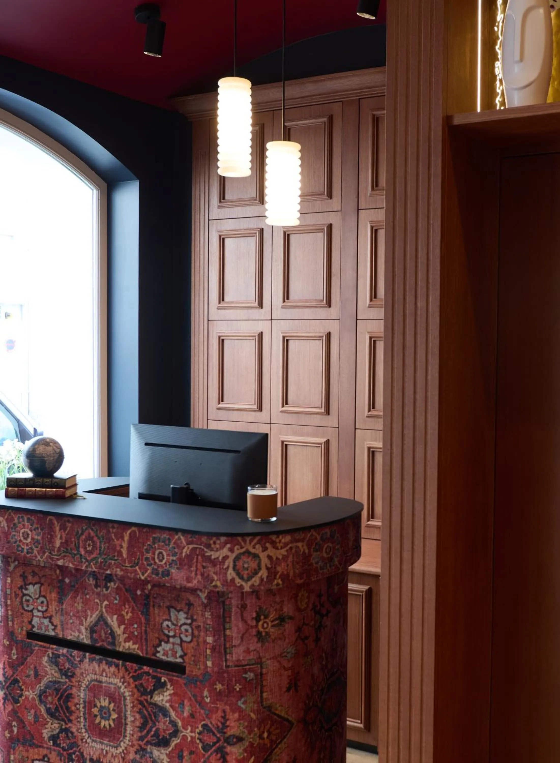 Lobby or reception in Hôtel Hiro Paris