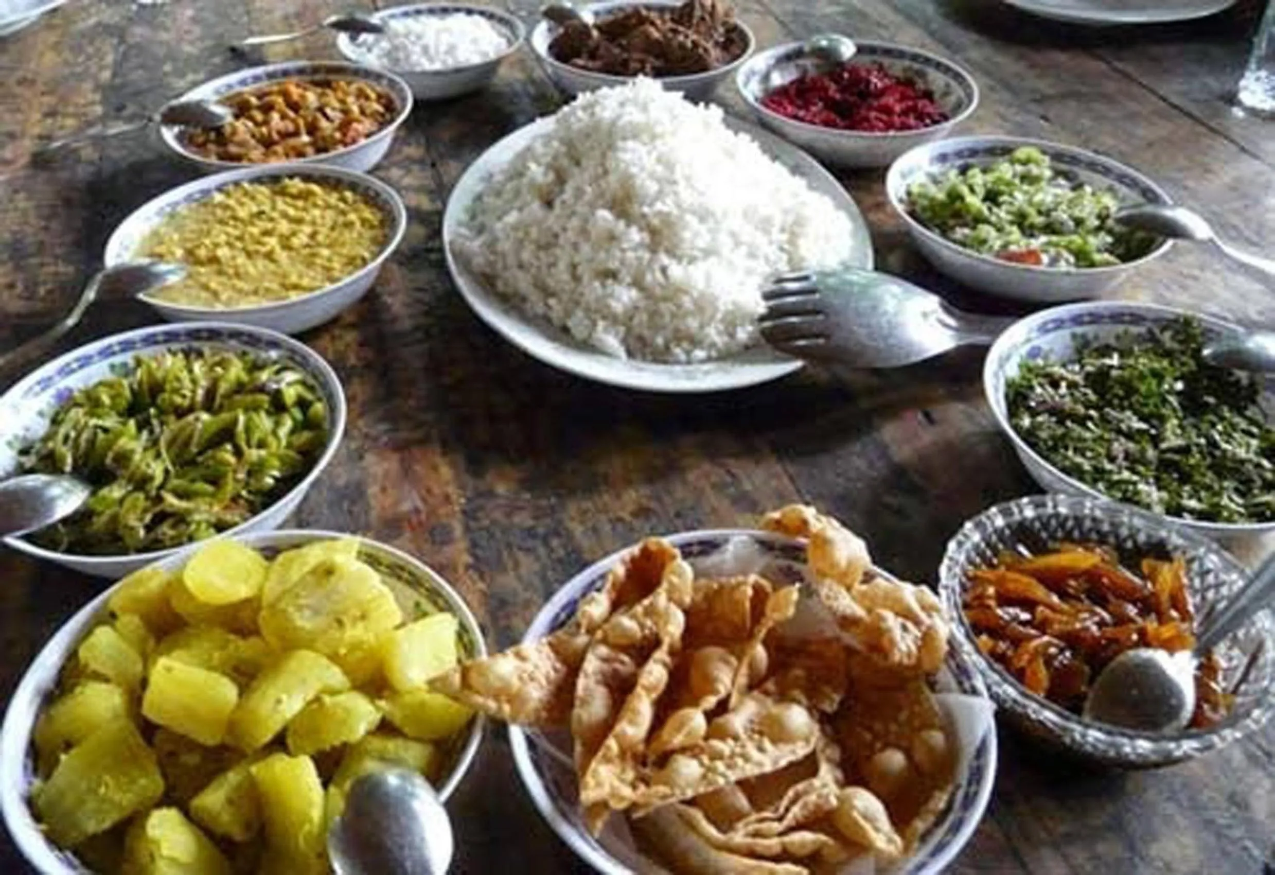 Breakfast in Layathraa Kandy