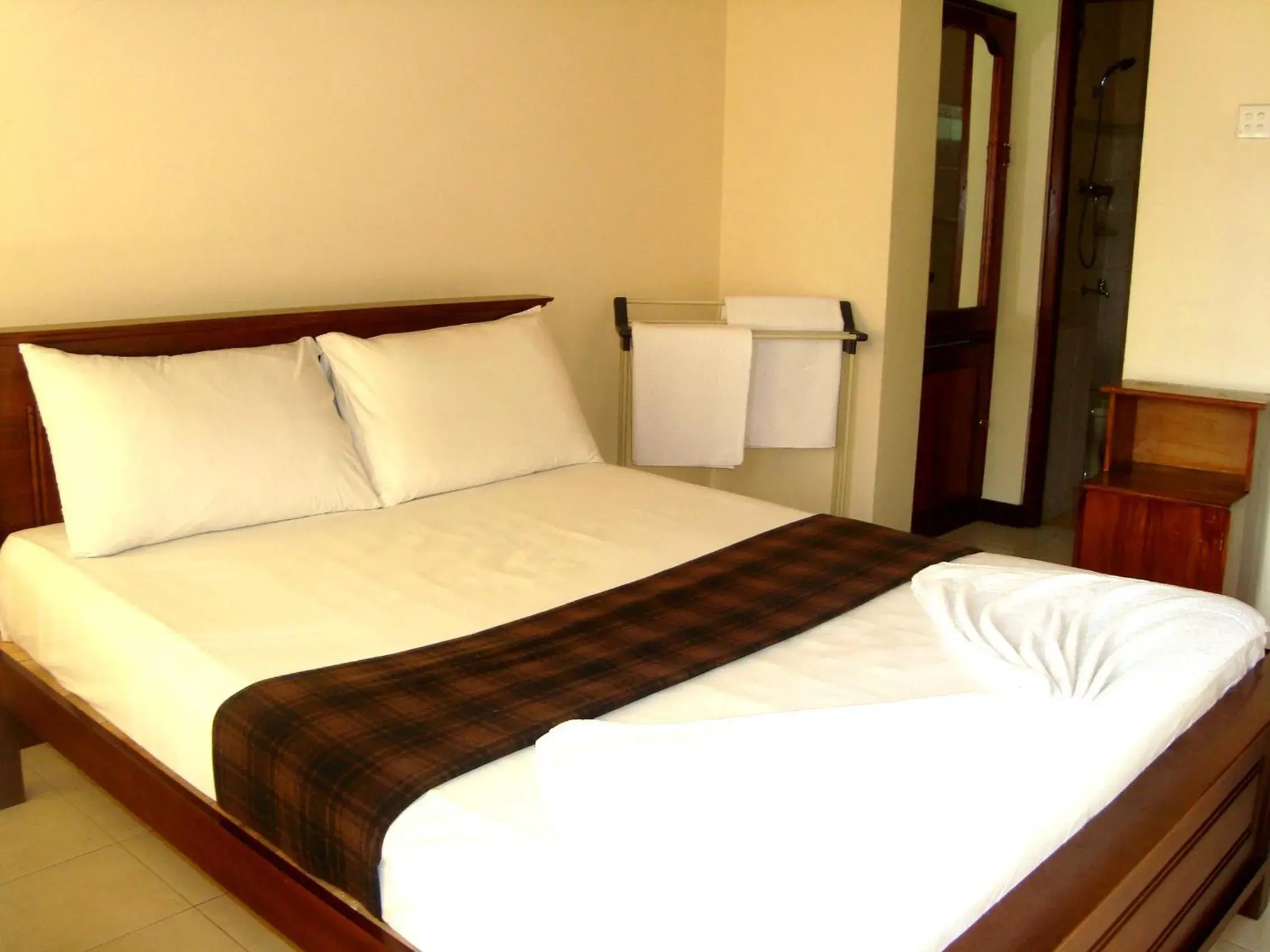 Double Room in Layathraa Kandy Double Room in Layathraa Kandy