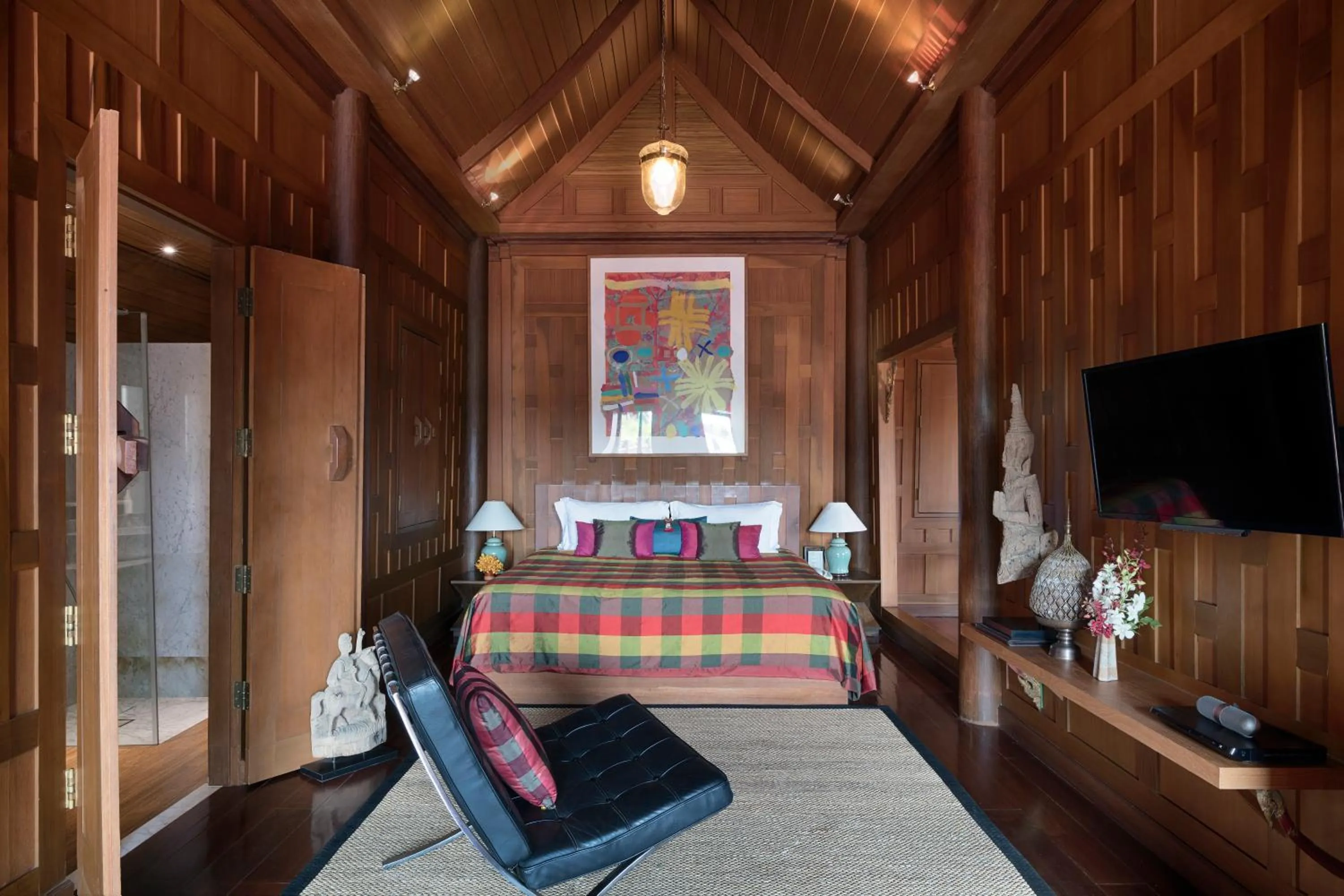 Bed in Chakrabongse Villas