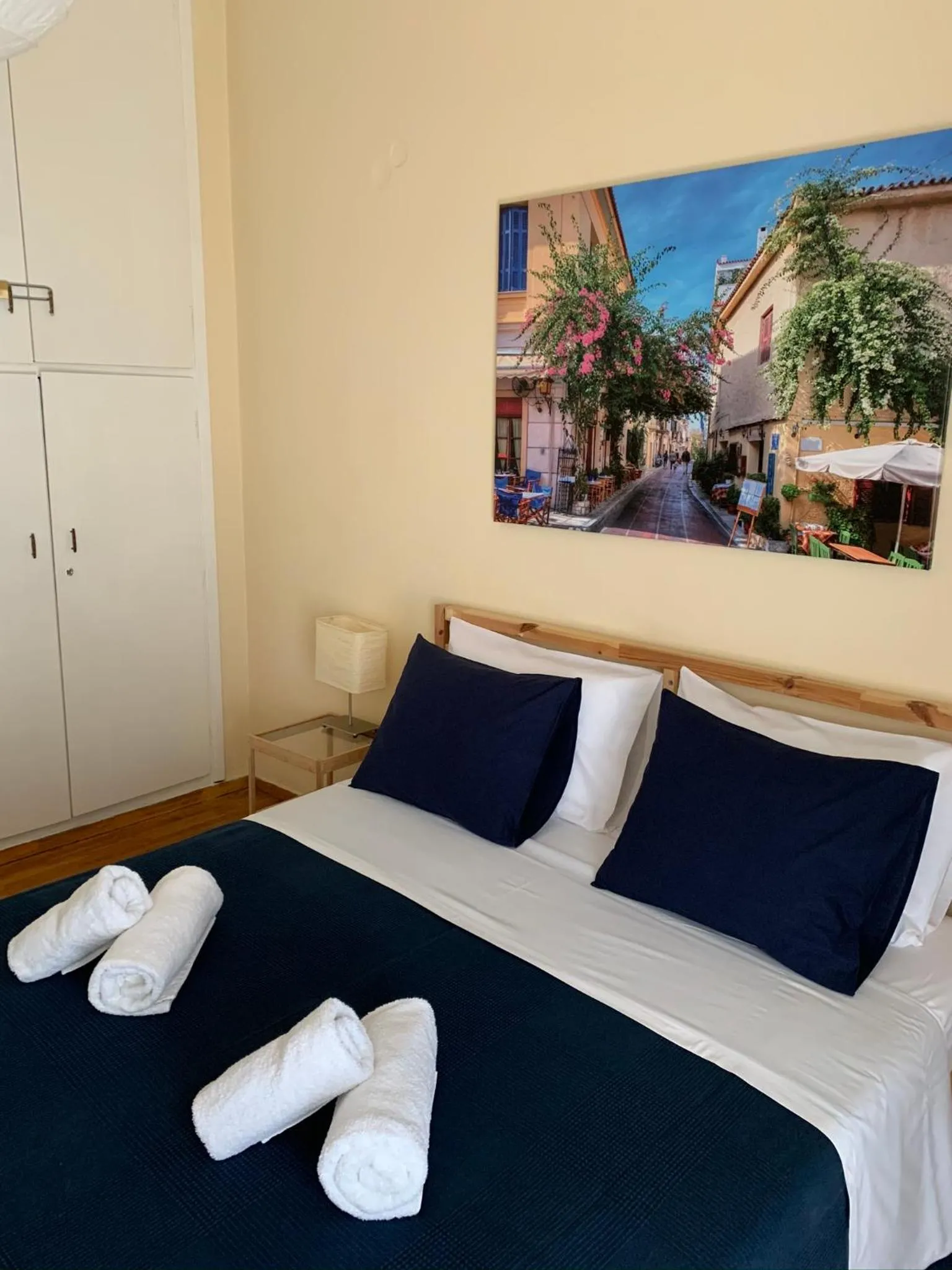 Renovated cozy apartment near to Acropolis