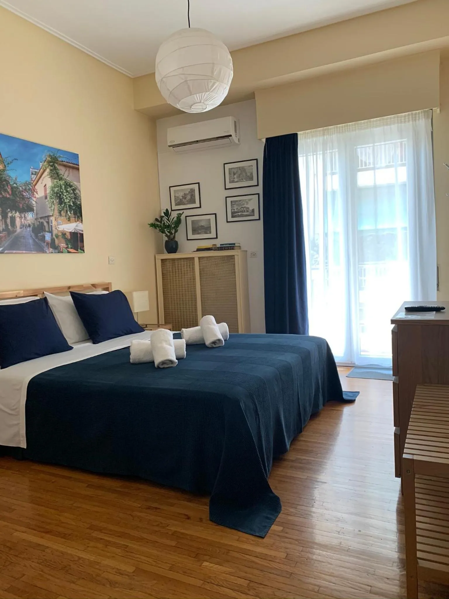 Renovated cozy apartment near to Acropolis