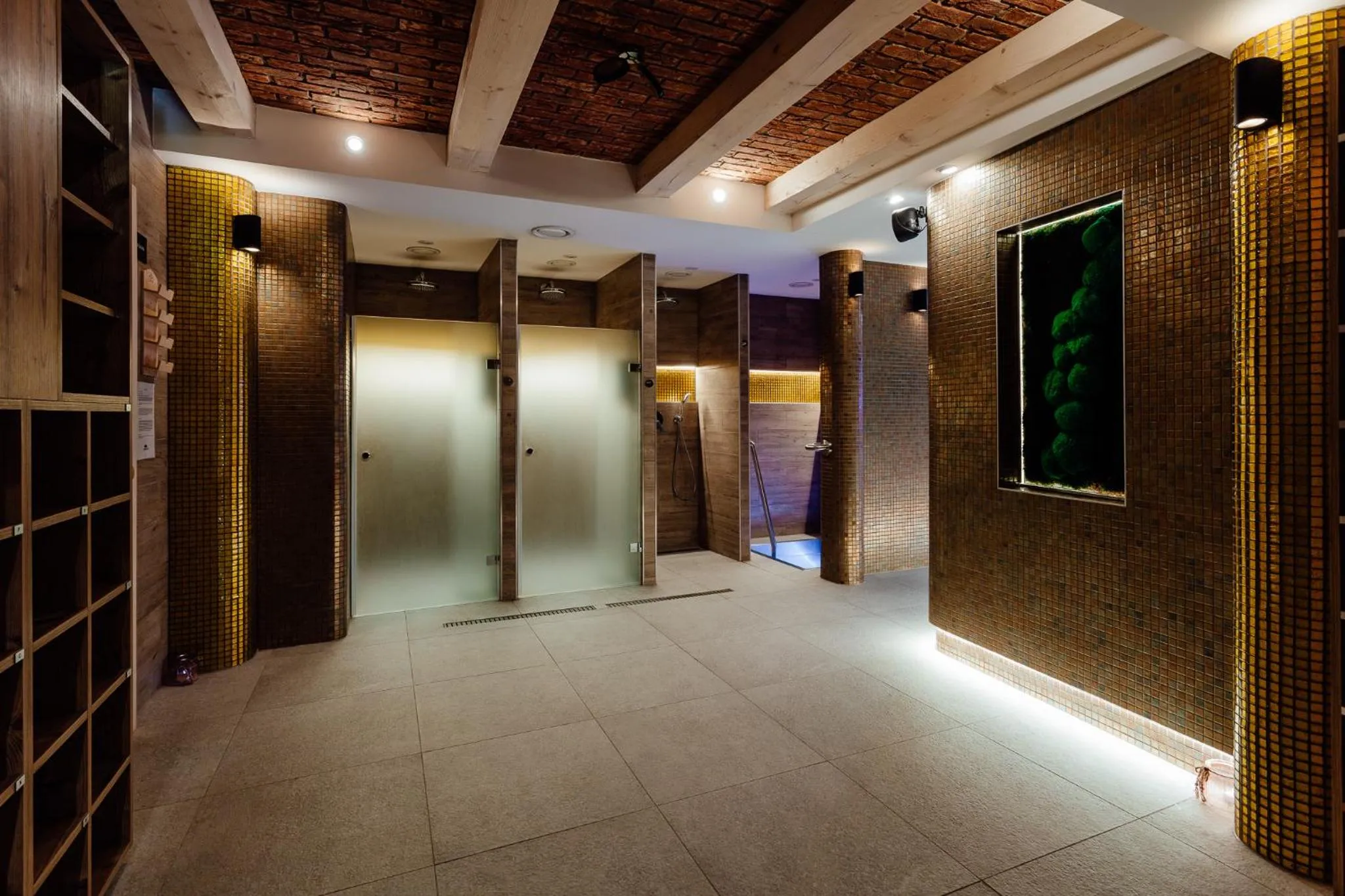 Shower in Wellness rezort Jánošíkov dvor