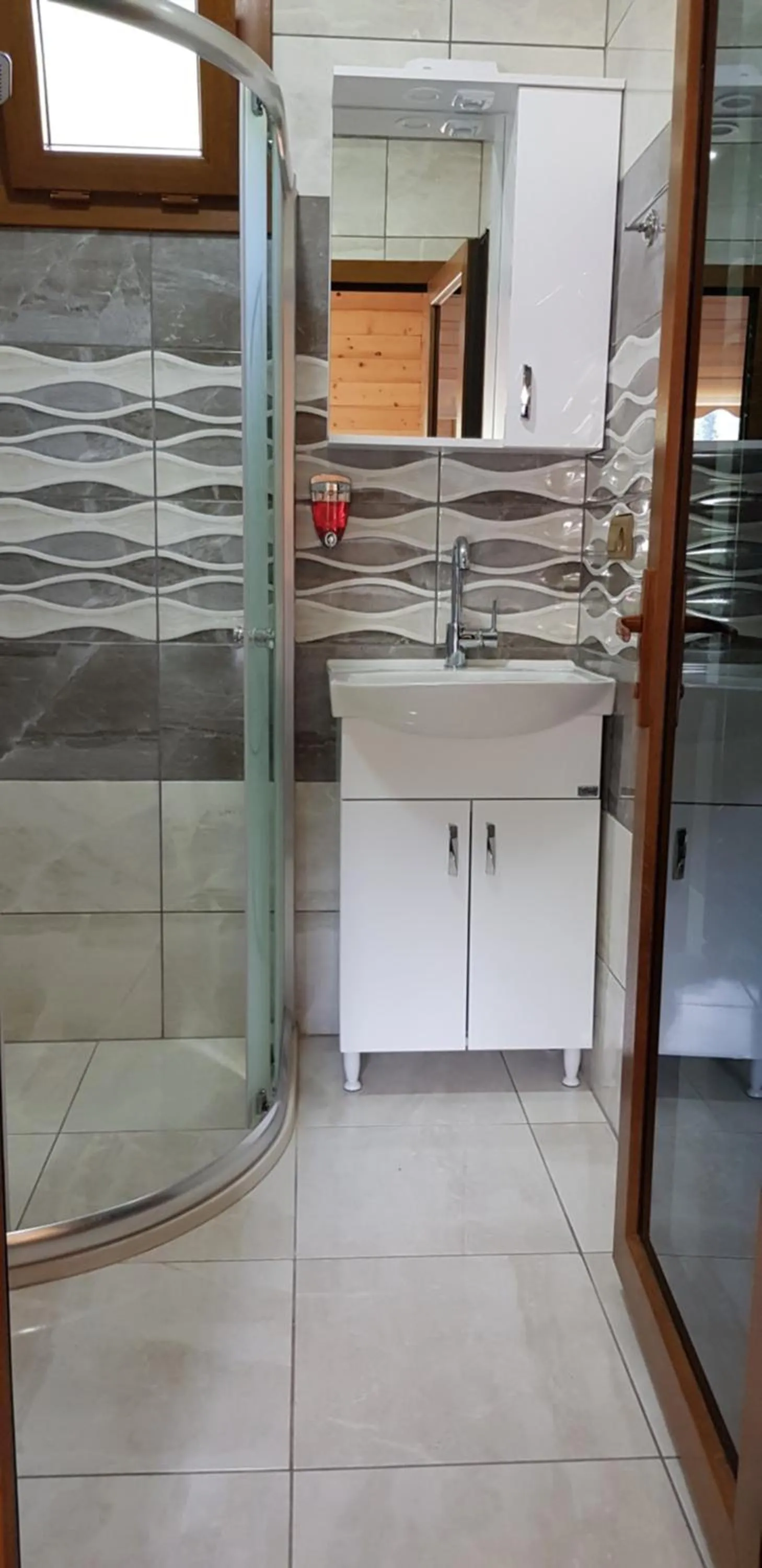 Toilet in Derepark Apart