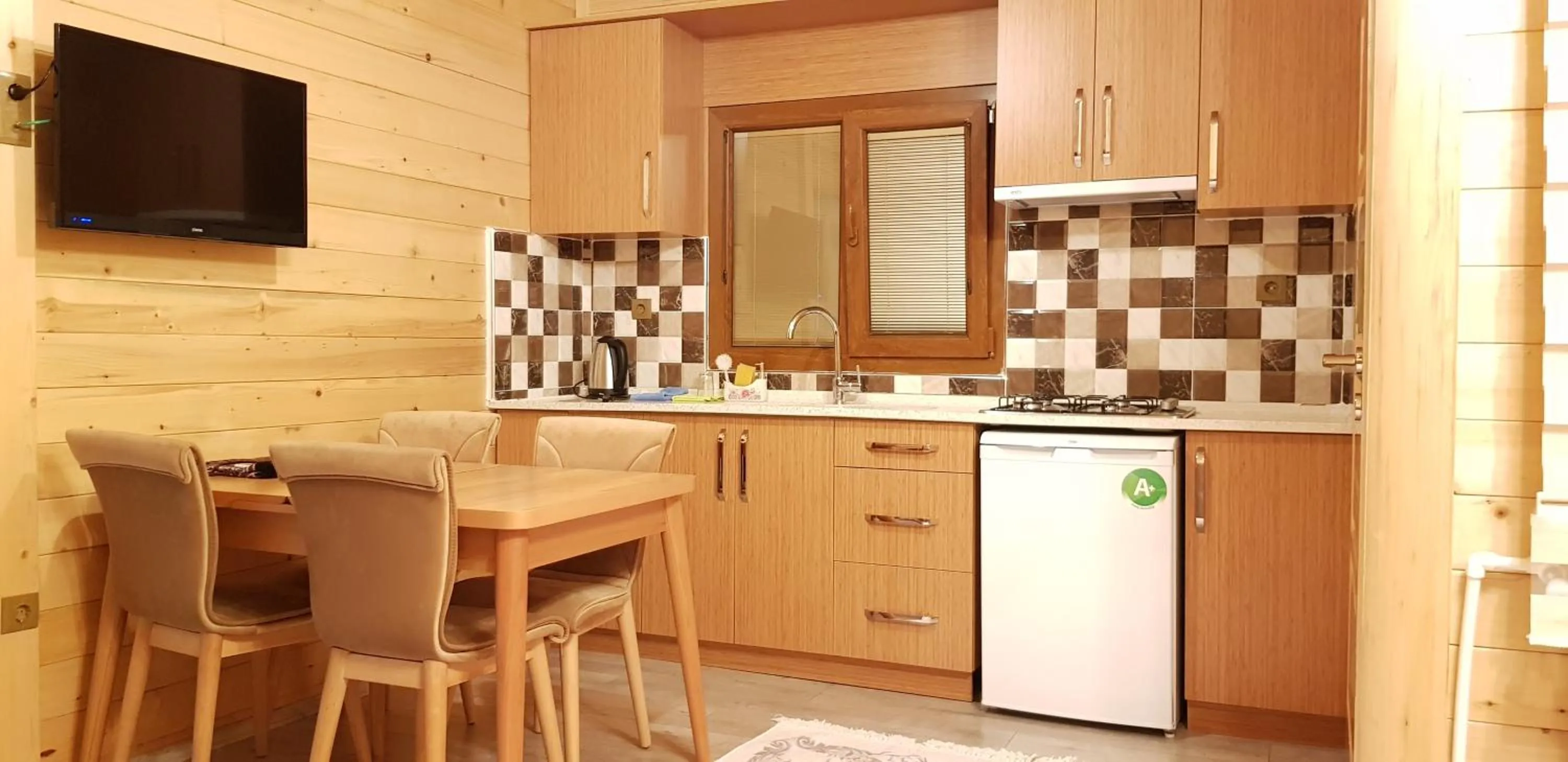 Kitchen or kitchenette in Derepark Apart