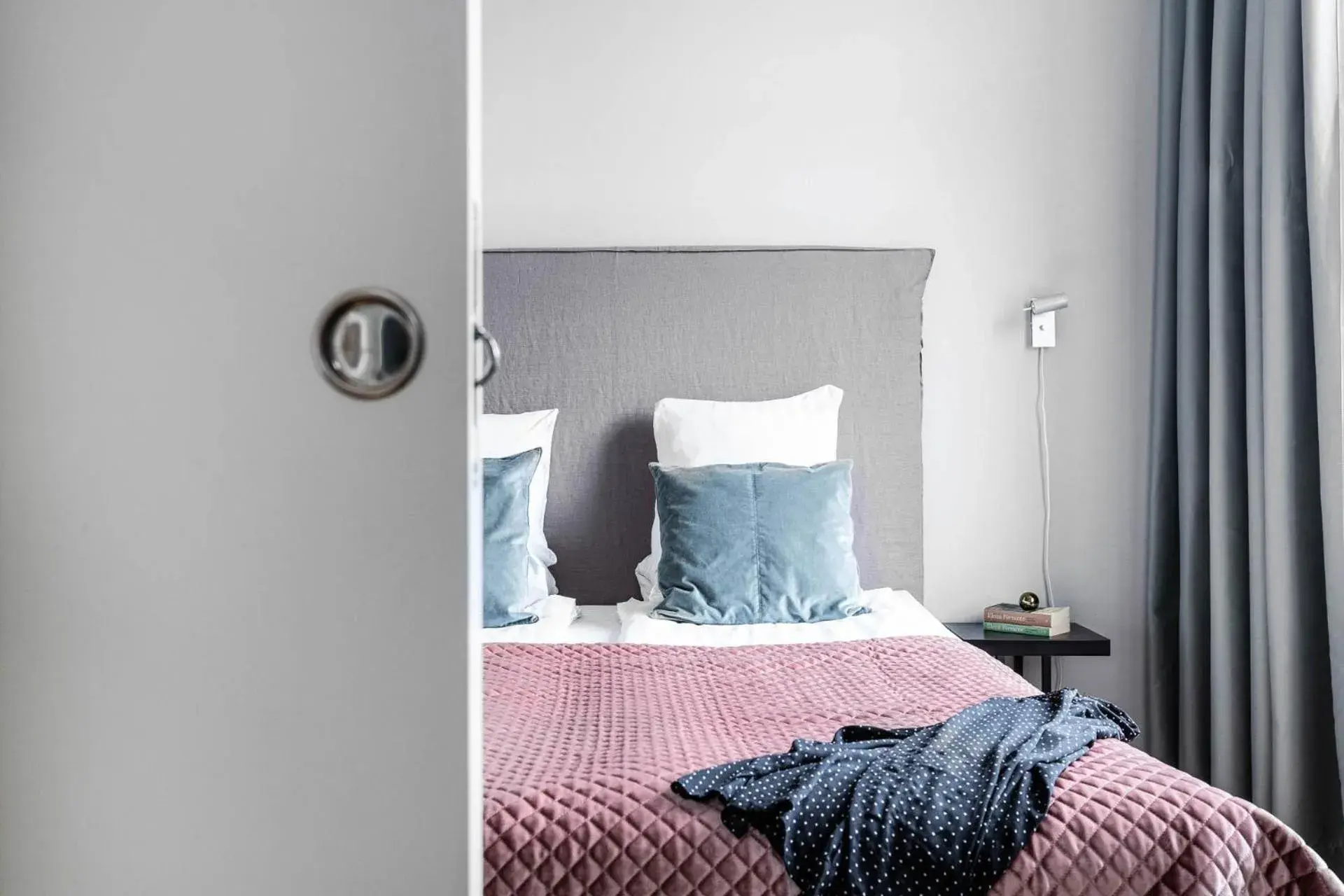 Bedroom, Bed in Biz Apartment Gärdet Bedroom, Bed in Biz Apartment Gärdet