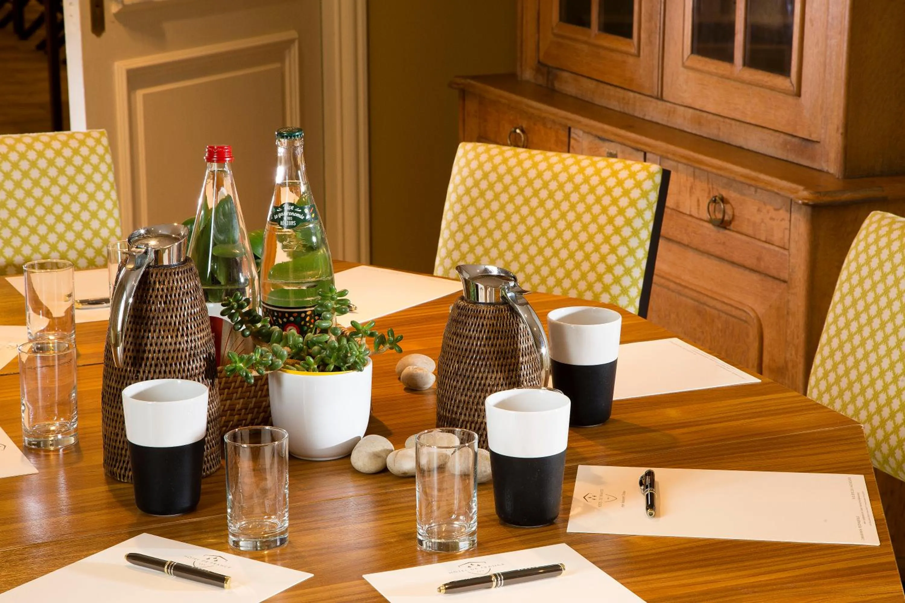 Meeting/conference room in Hotel De France