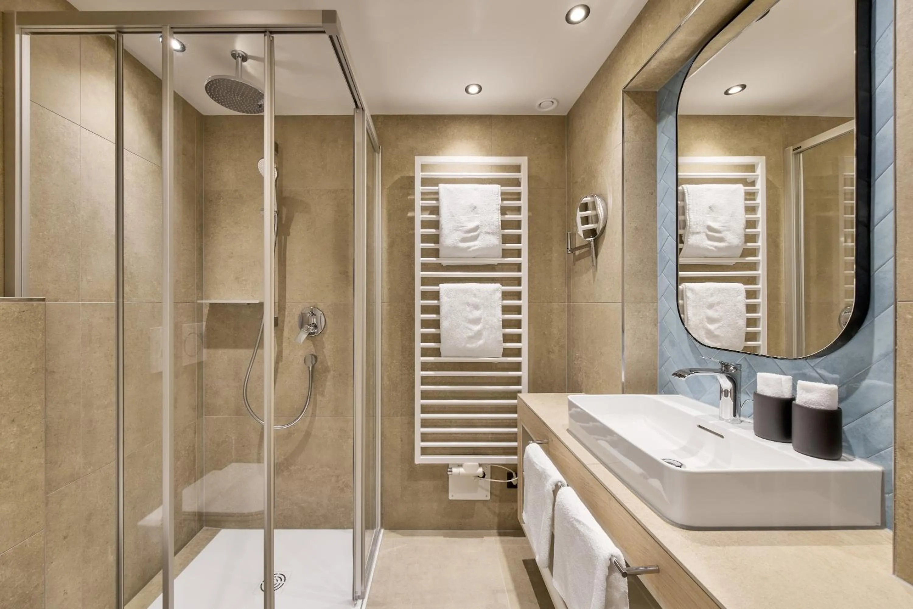 Quality Hosts Arlberg - Hotel Goldenes Kreuz B&B